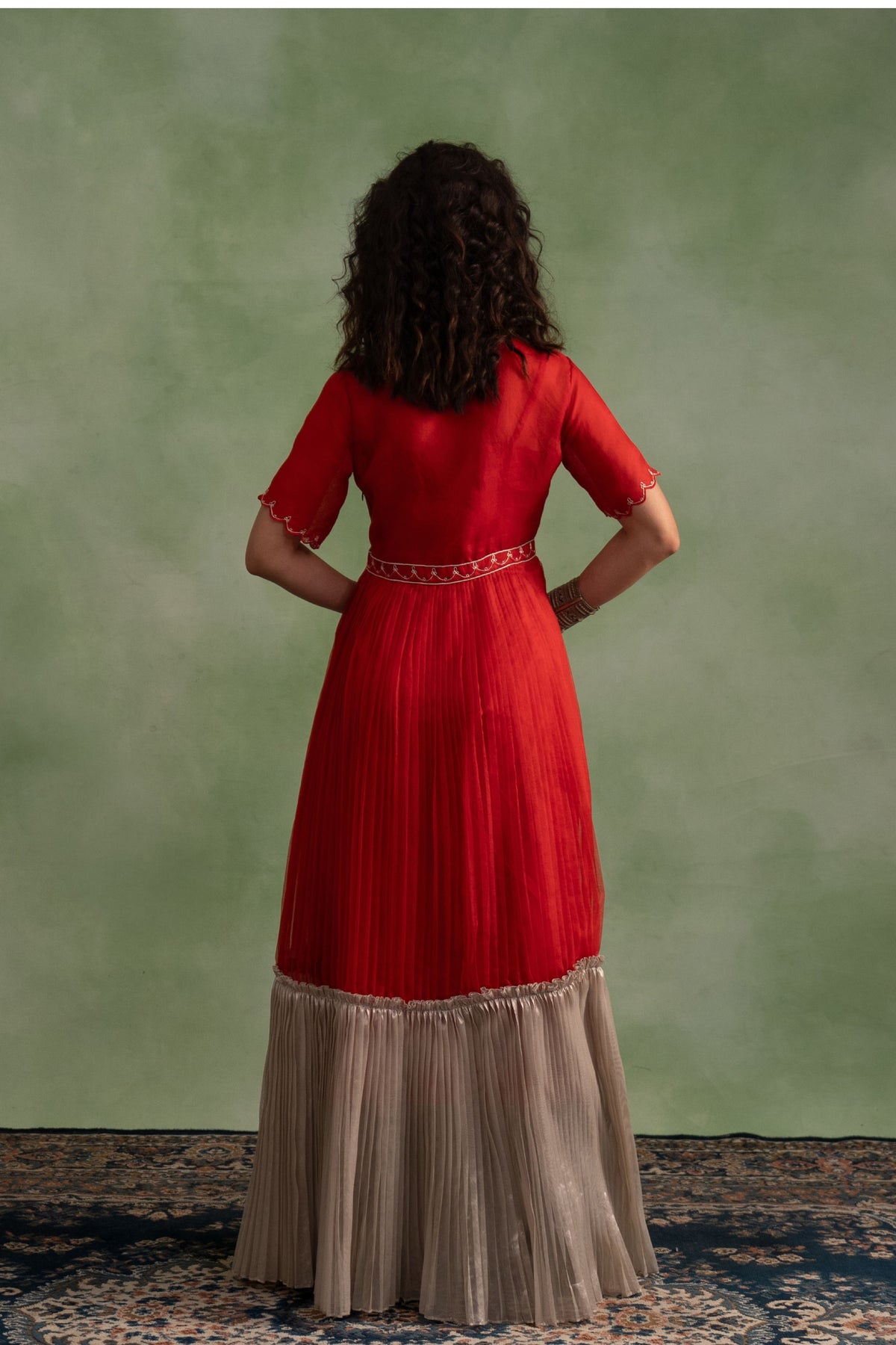 Shinar Gown