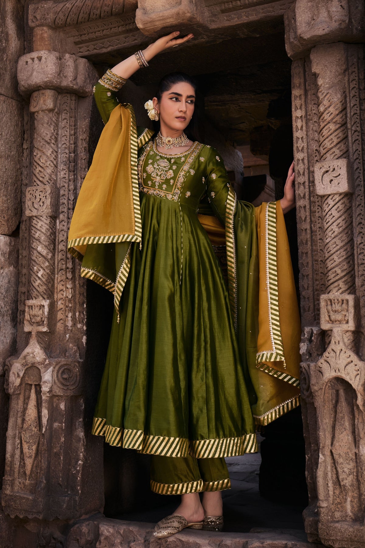 Zoha Anarkali Set