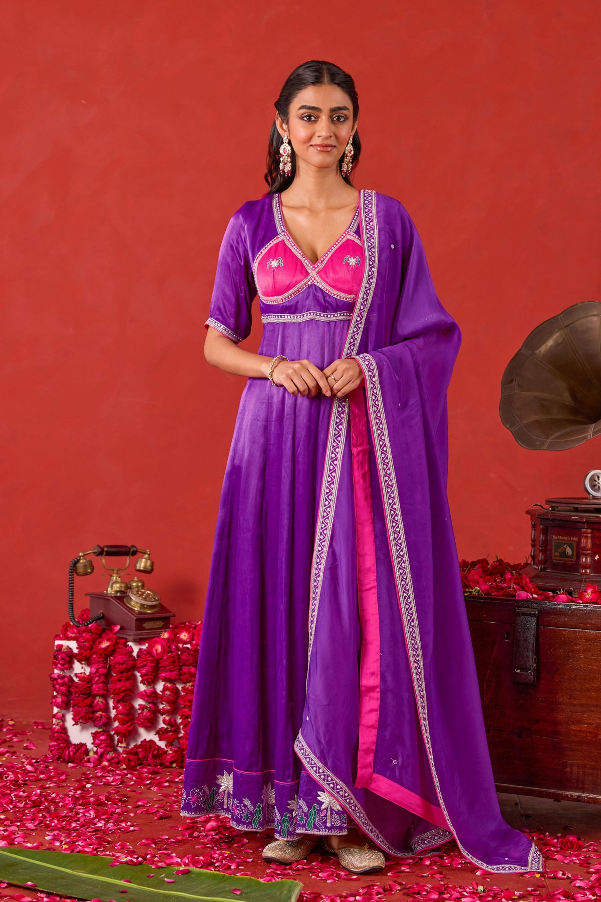 Noorvi Kurta Set