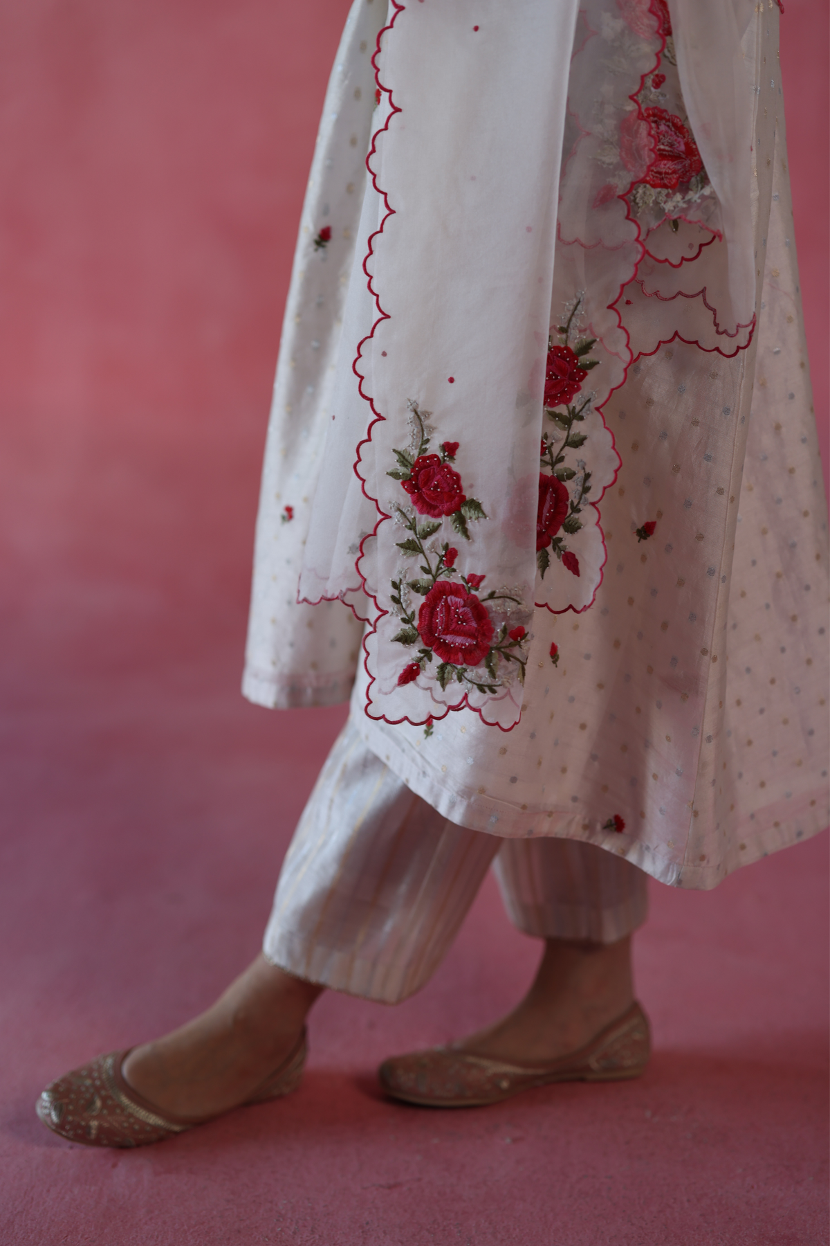 Ivory Zaafran Kurta Set