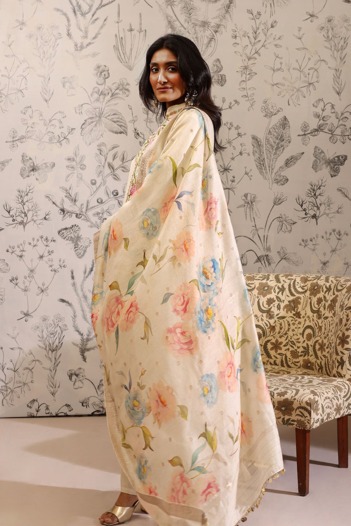 Paatala White Kurta Set