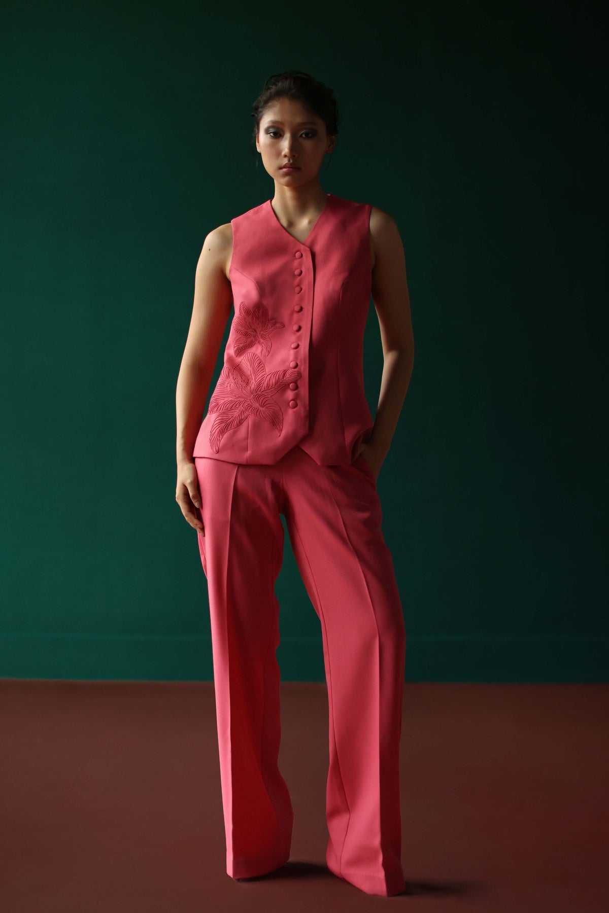 Waistcoat Set With Embossed Lilies