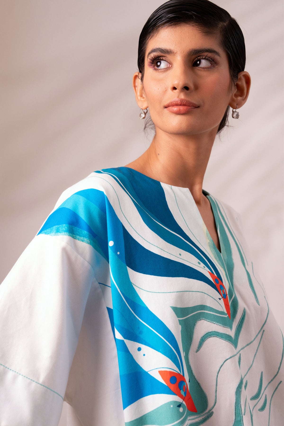 Kara Floating Boat Top