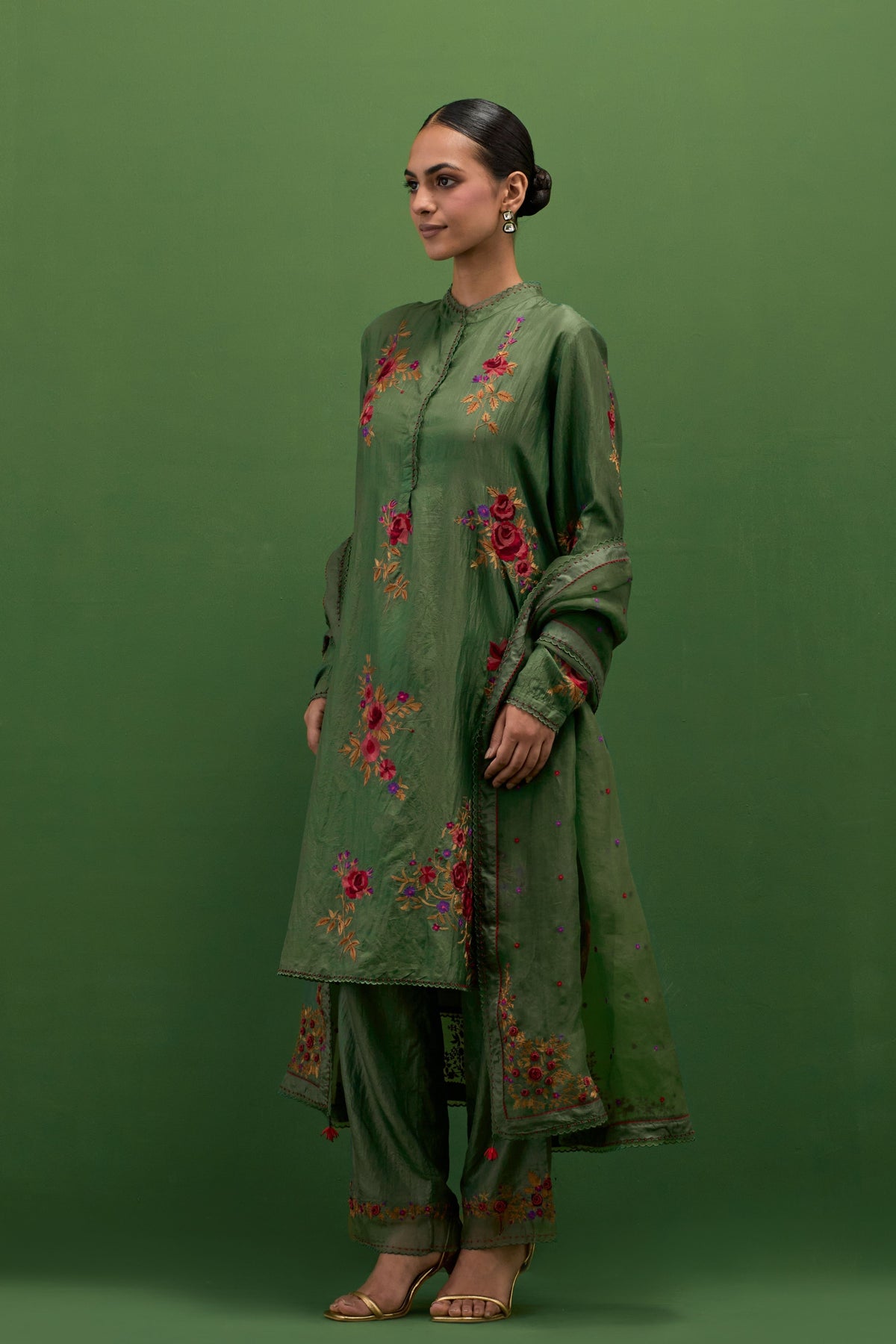 Brunswick Embroidery Kurta Set