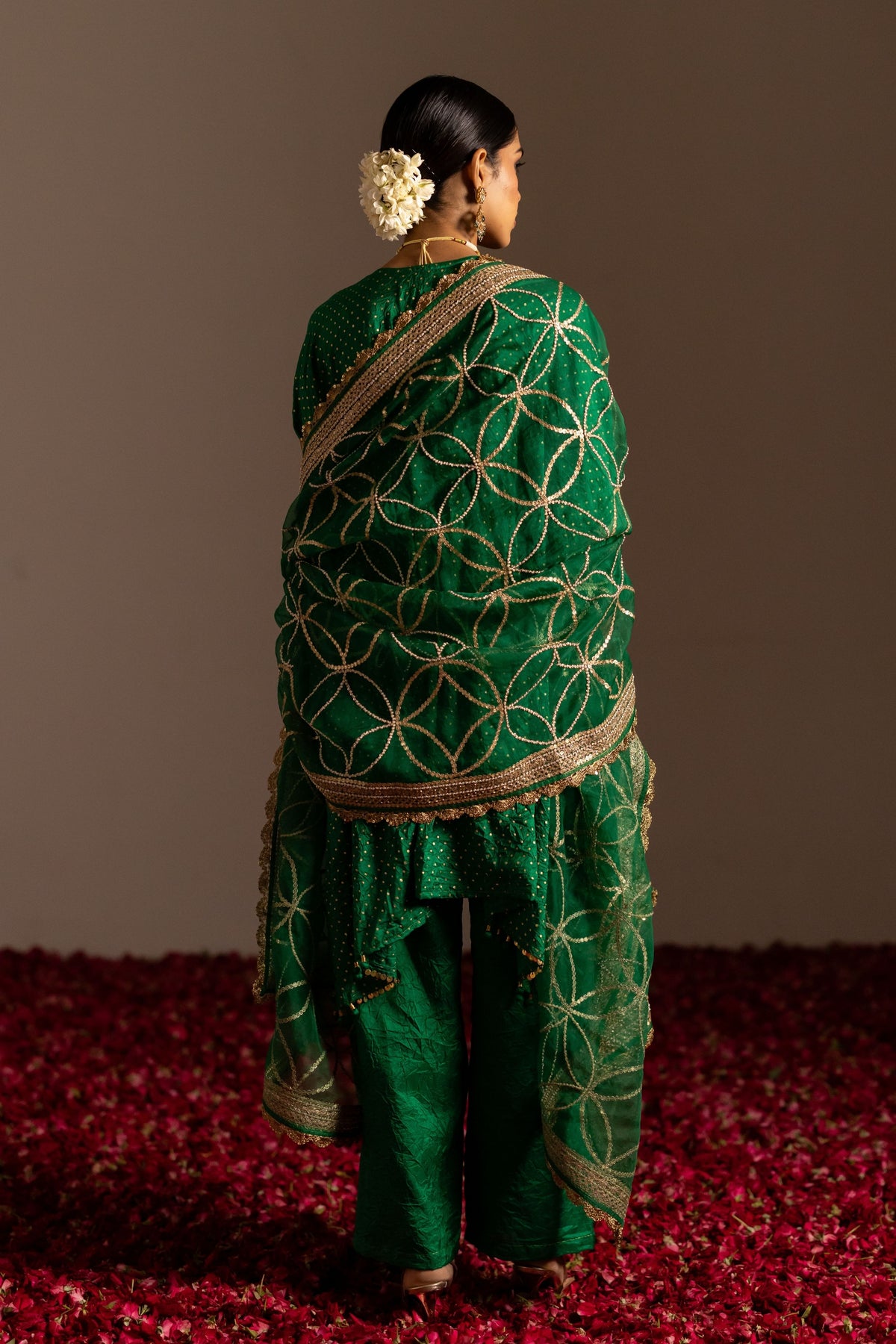 V-Neck Kurta Pants Set