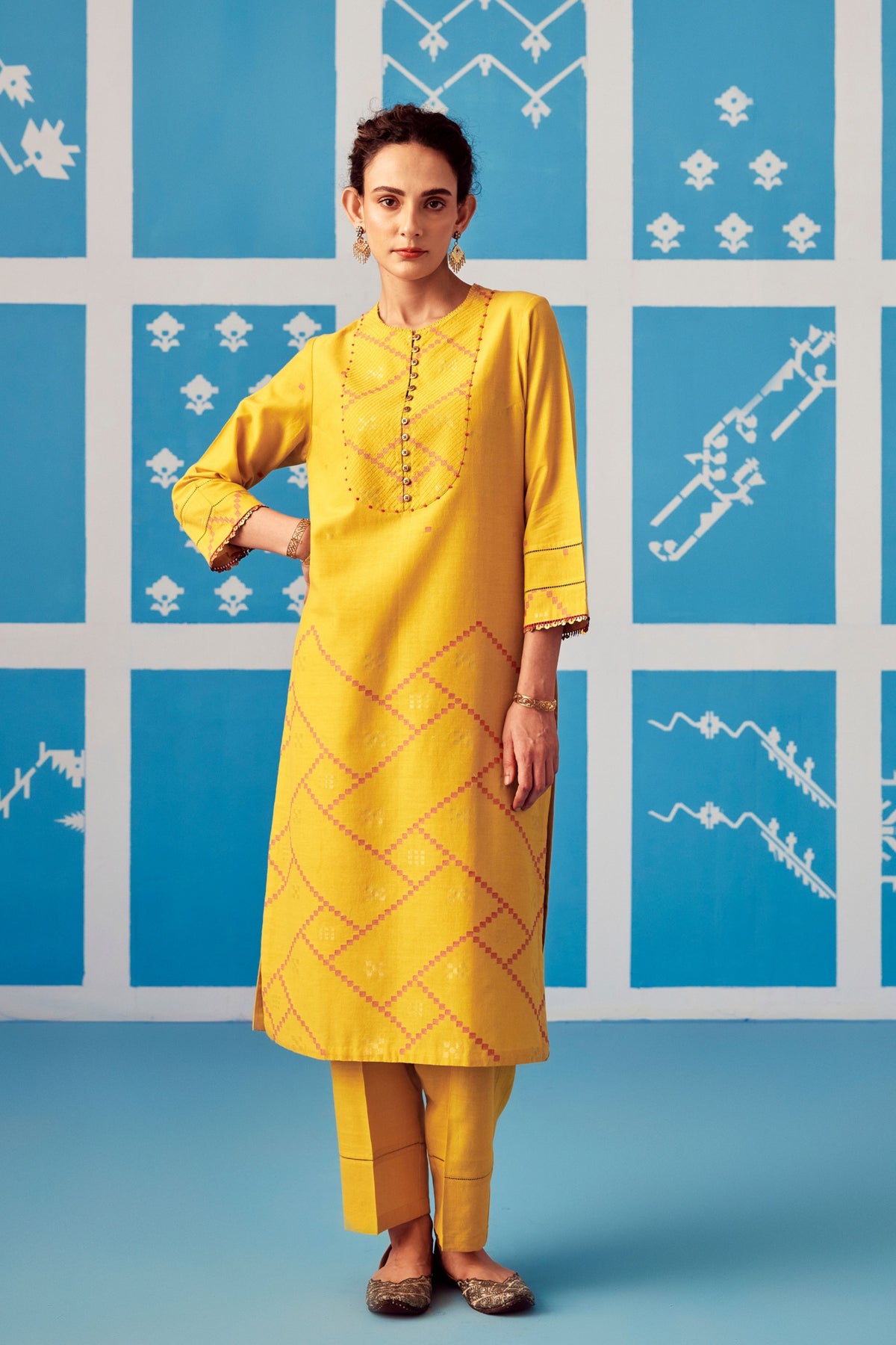Aura Kurta Set