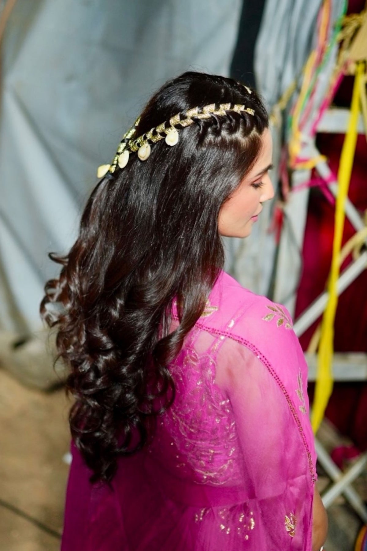 Daisy Shah in Pallavi Jaipur