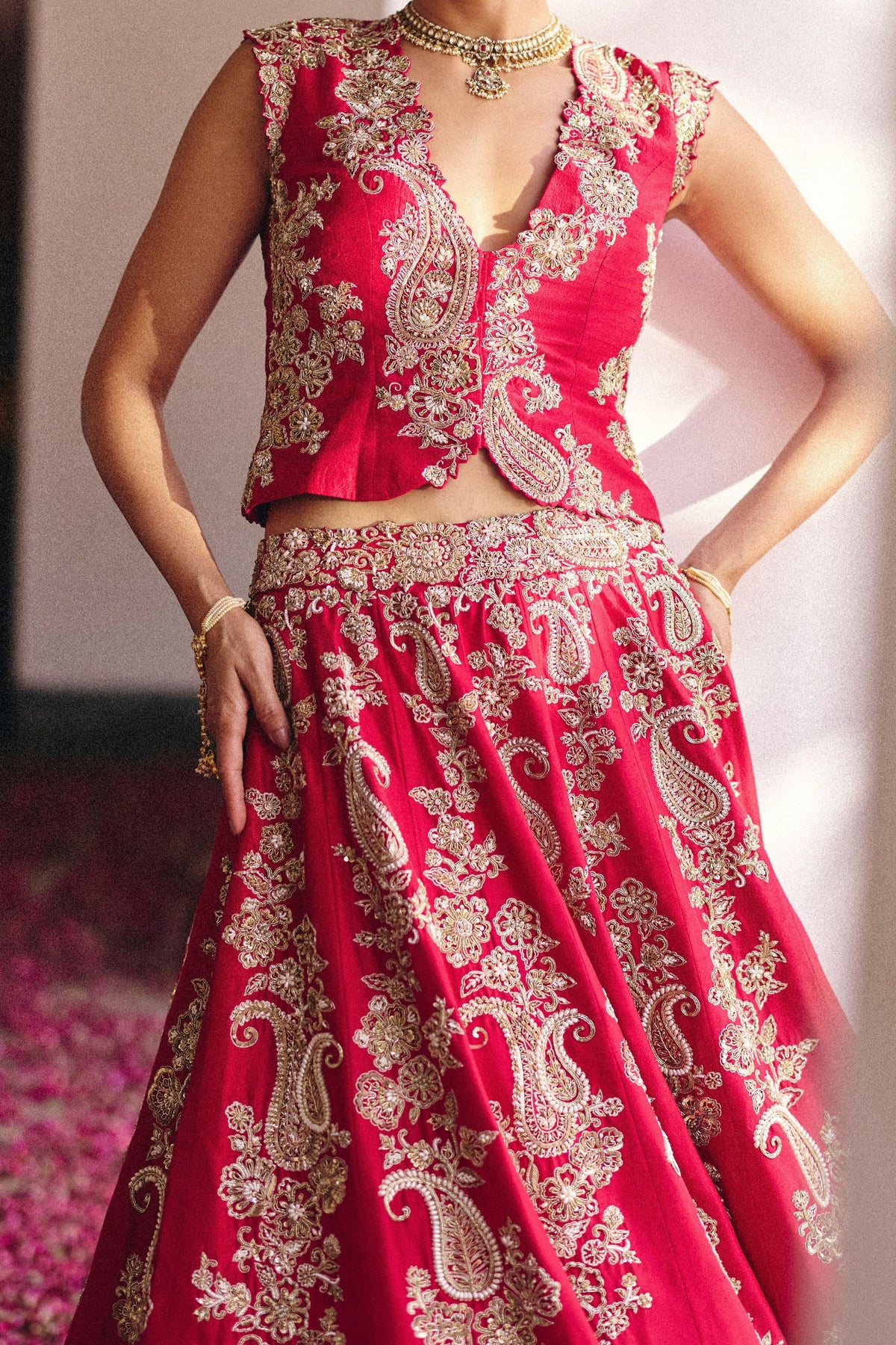 Saahat Lehenga Set