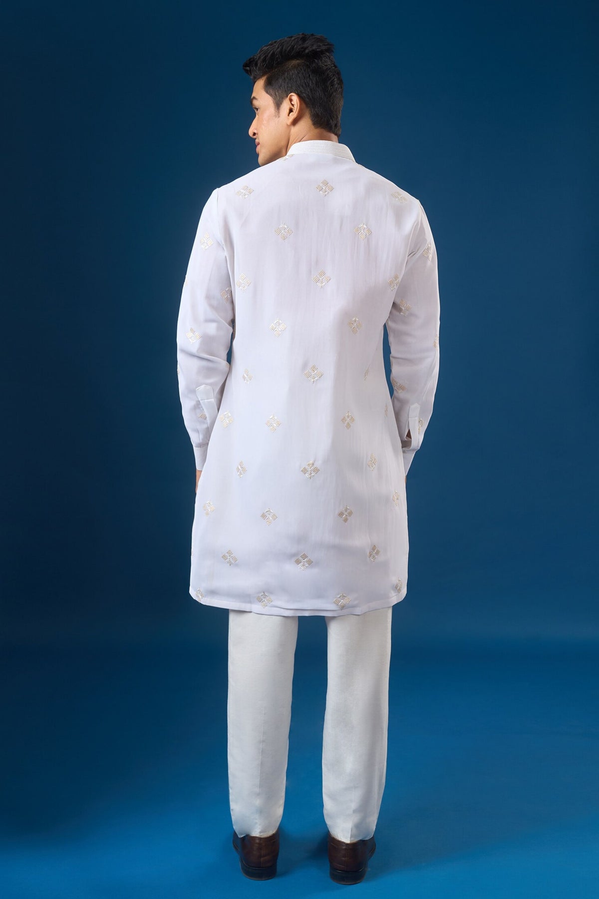 White Embroidered Kurta