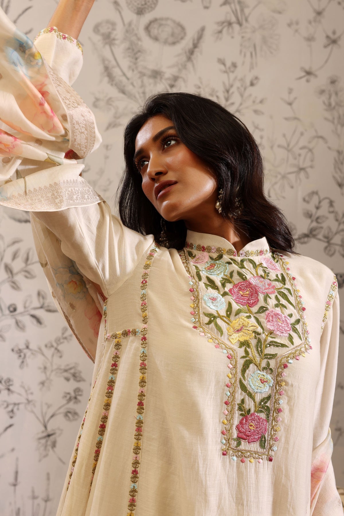 Paatala White Kurta Set