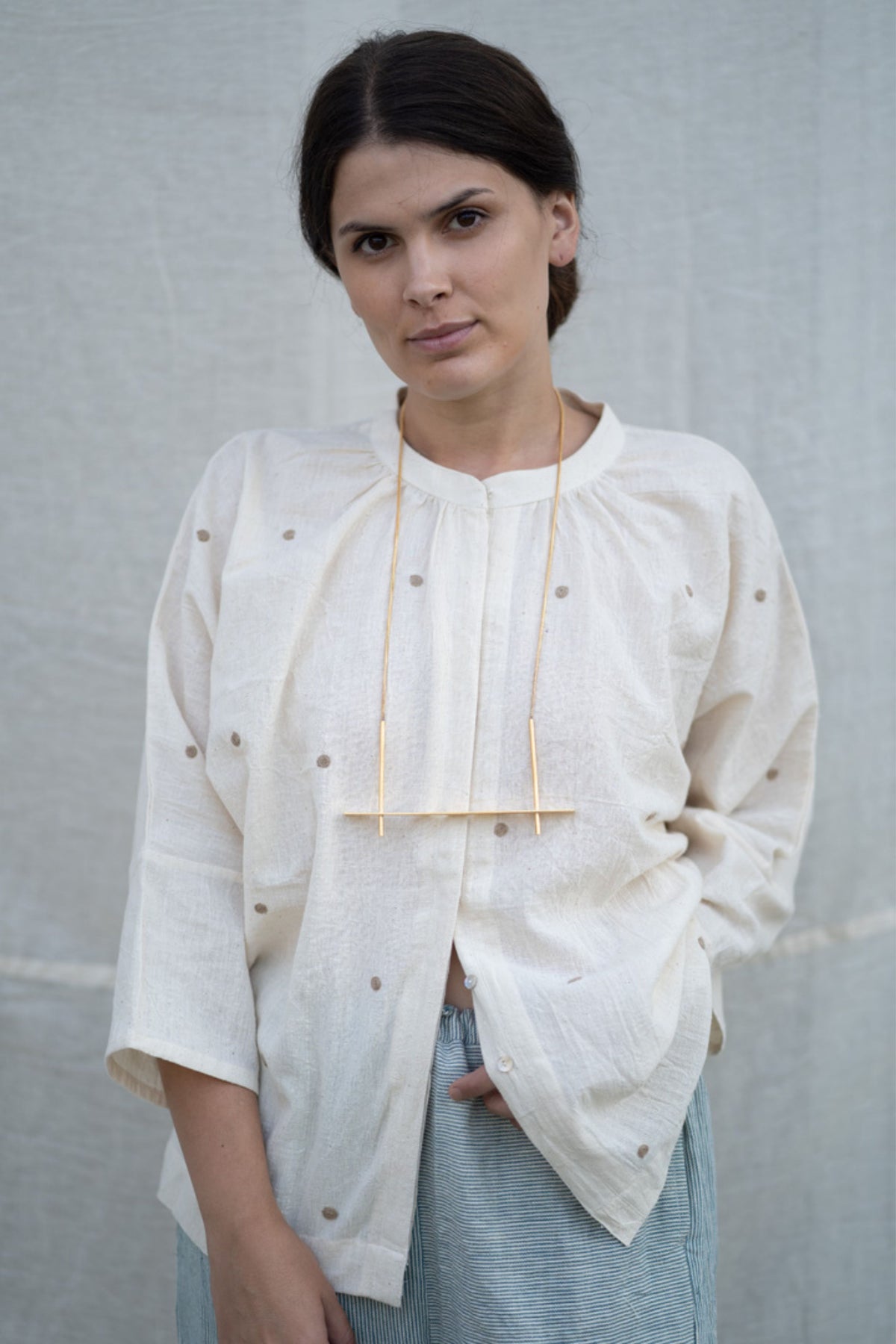 Oscillate Golden Necklace