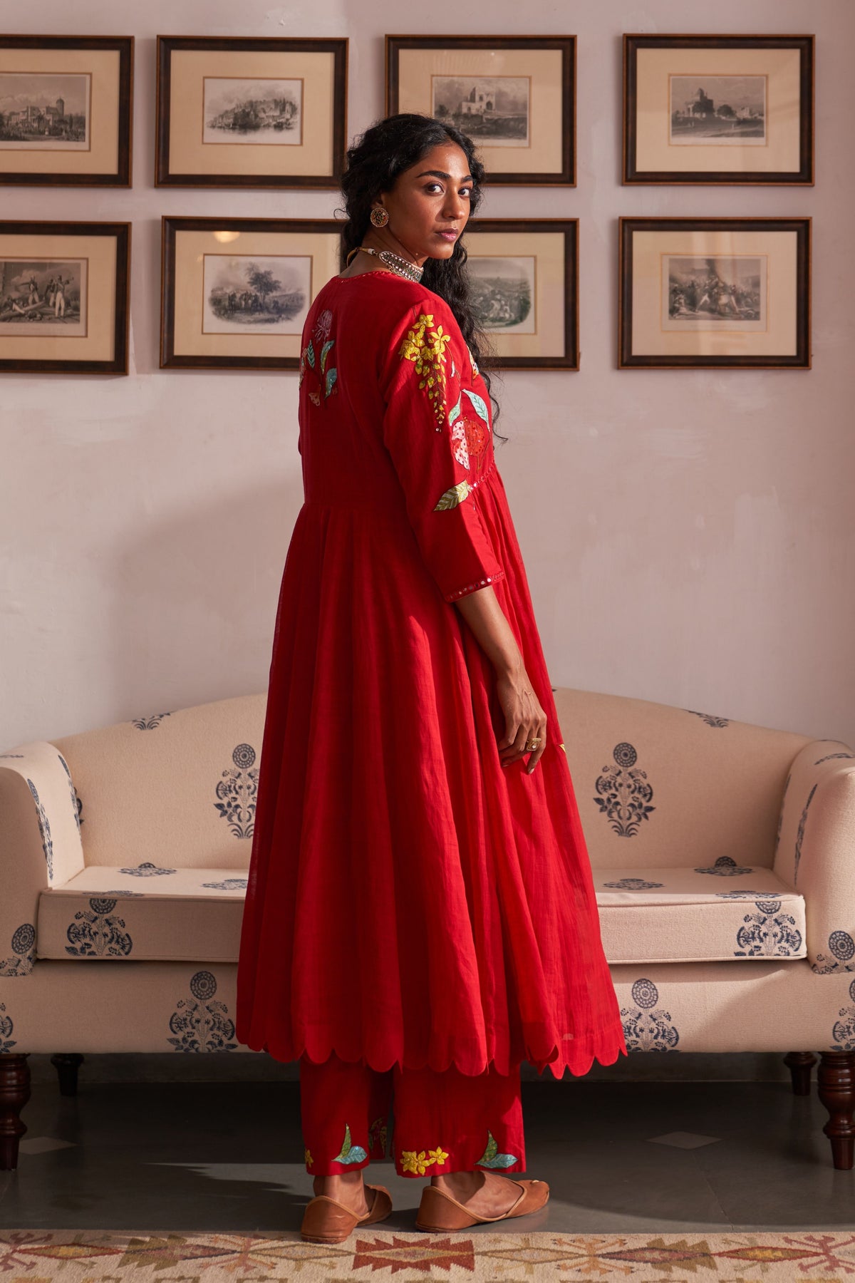 Gul Asharfi Kurta Set