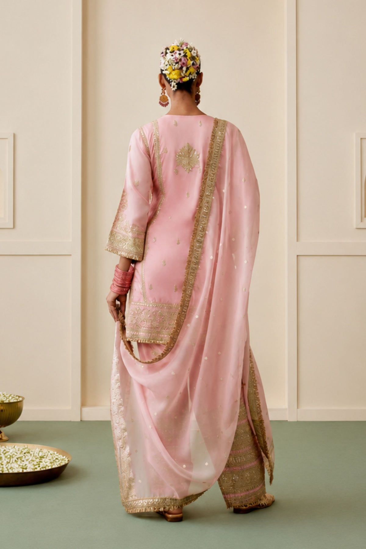 Evaara Kurta Set