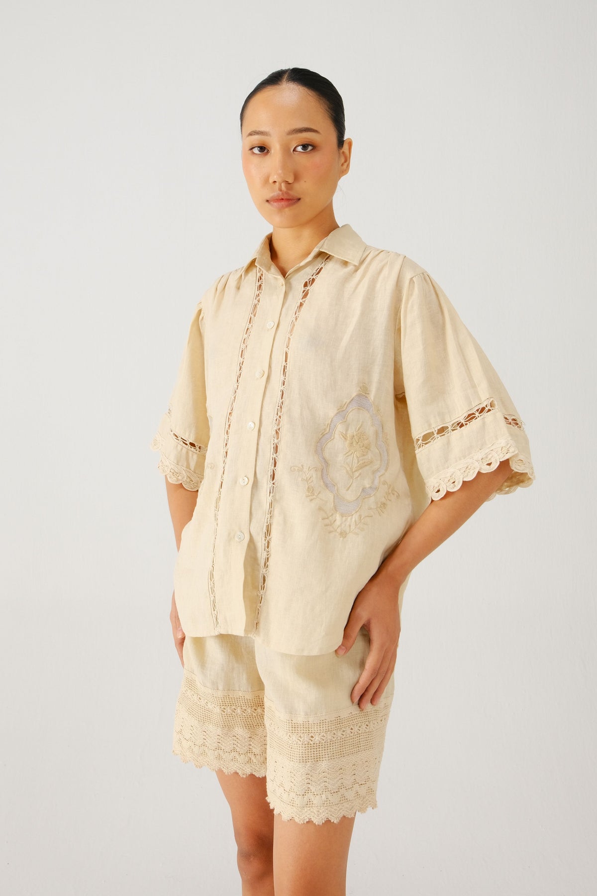Ivory Victorian Set