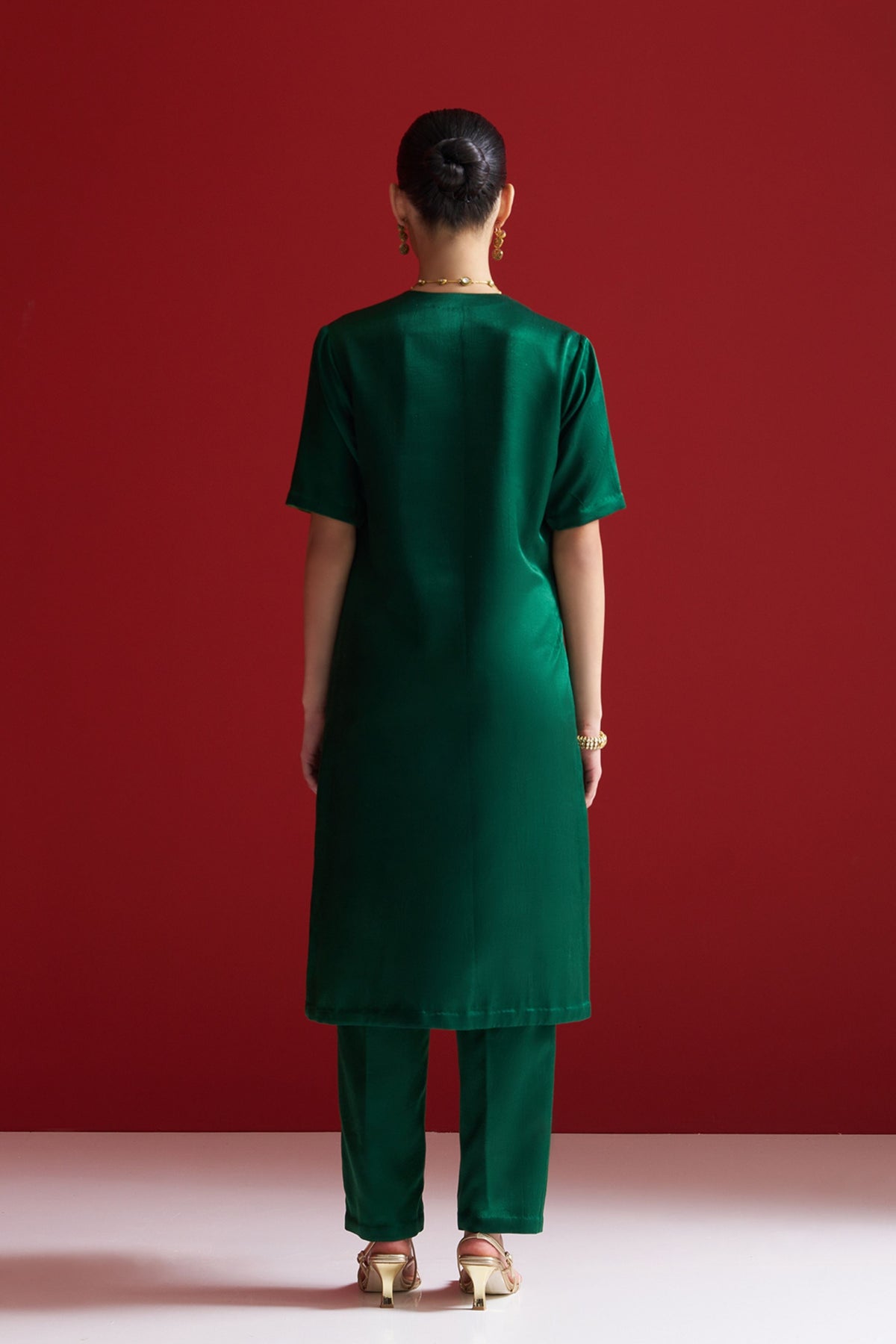 Ambhrini Kurta Set
