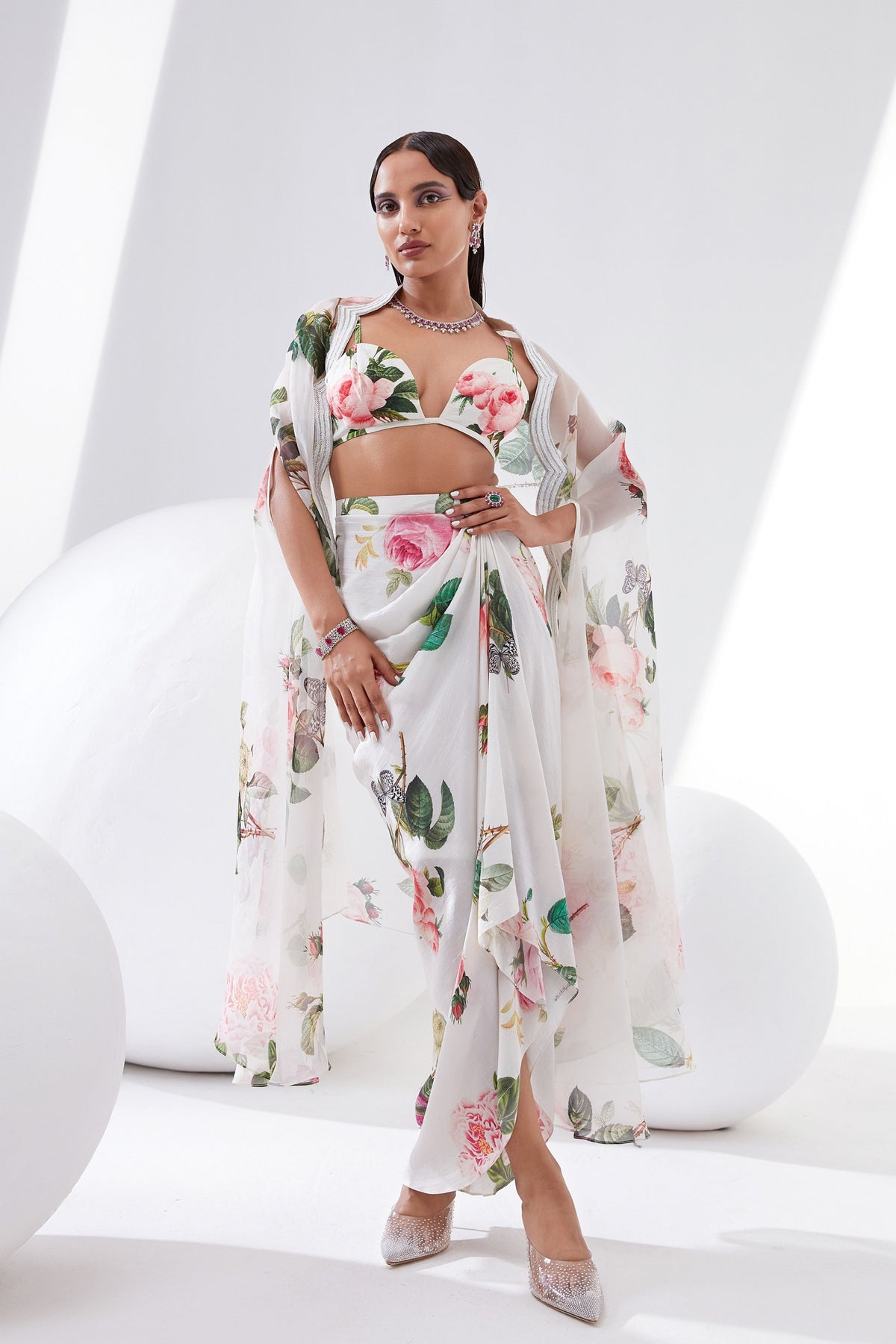 Tulip Floral Cape Set