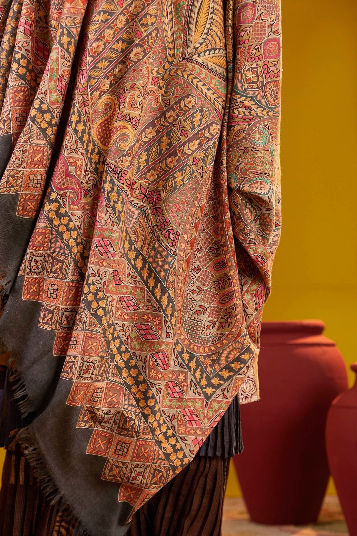 Gul-e-saba Pashmina Shawl
