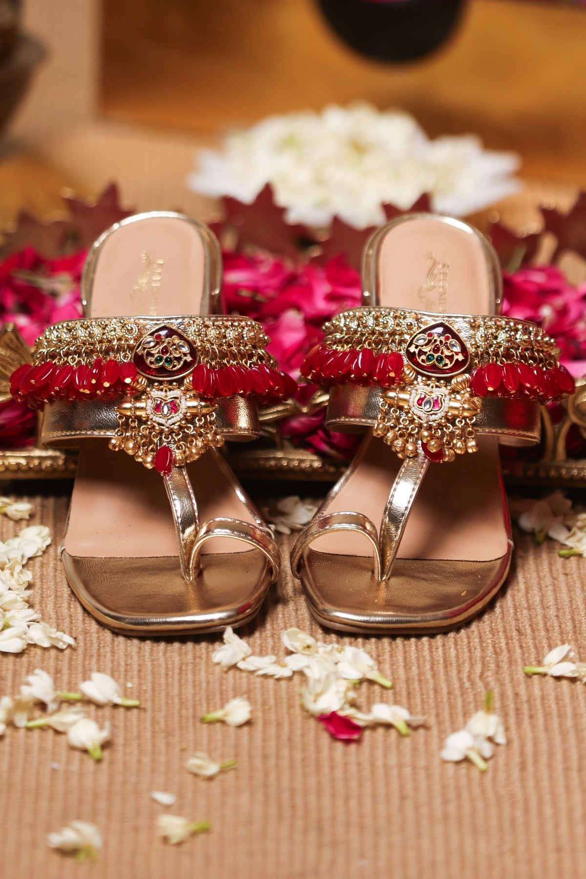 Suryana Kholapuri Heel