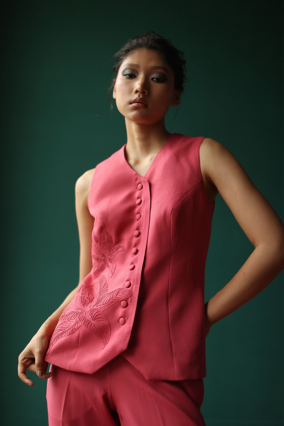 Waistcoat Set With Embossed Lilies