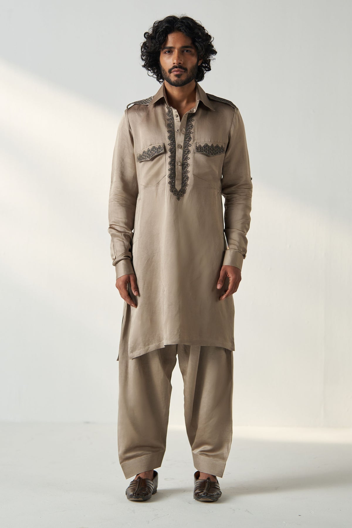 Grey Parv Pathani Set