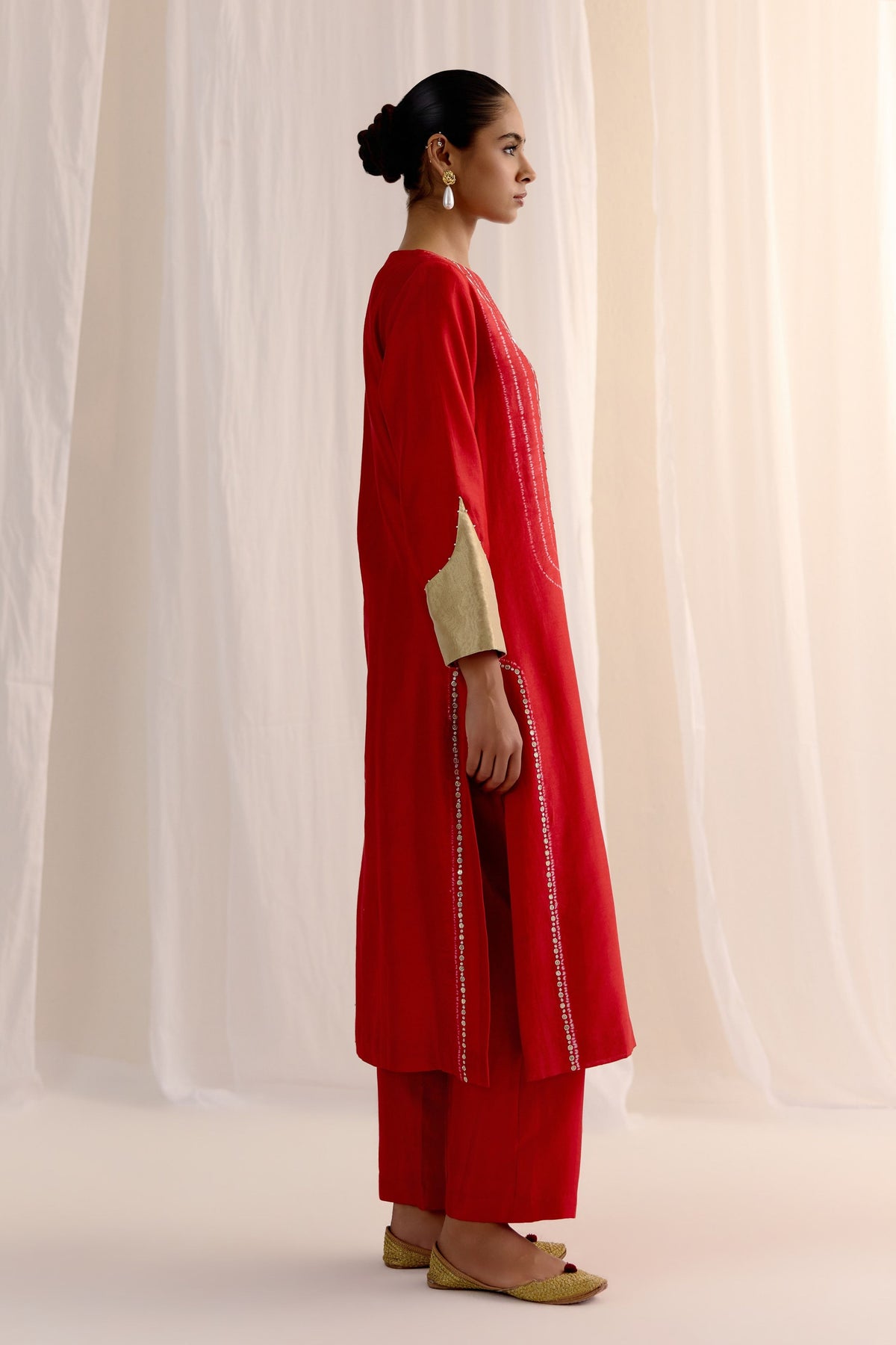 Rang-e-surkh Kurta Set
