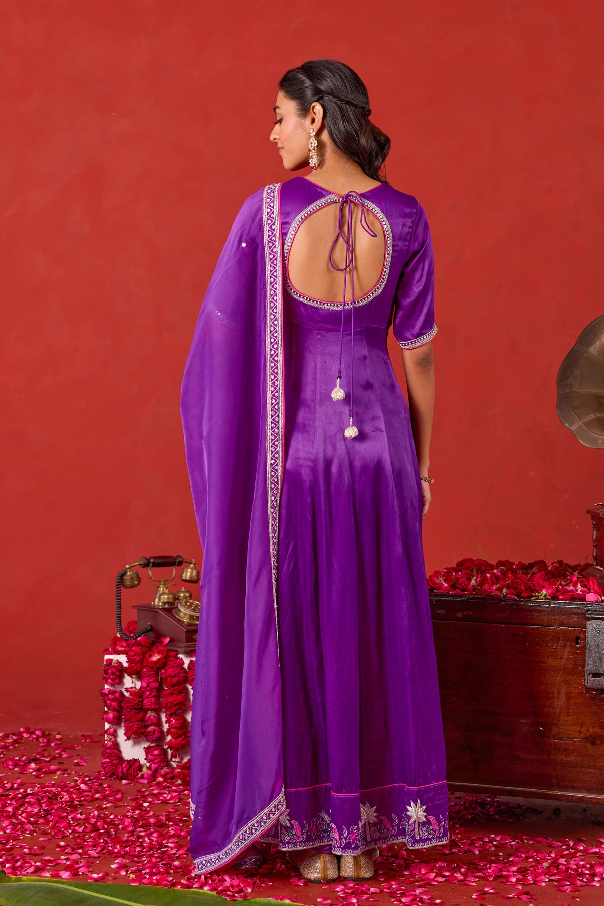 Noorvi Kurta Set