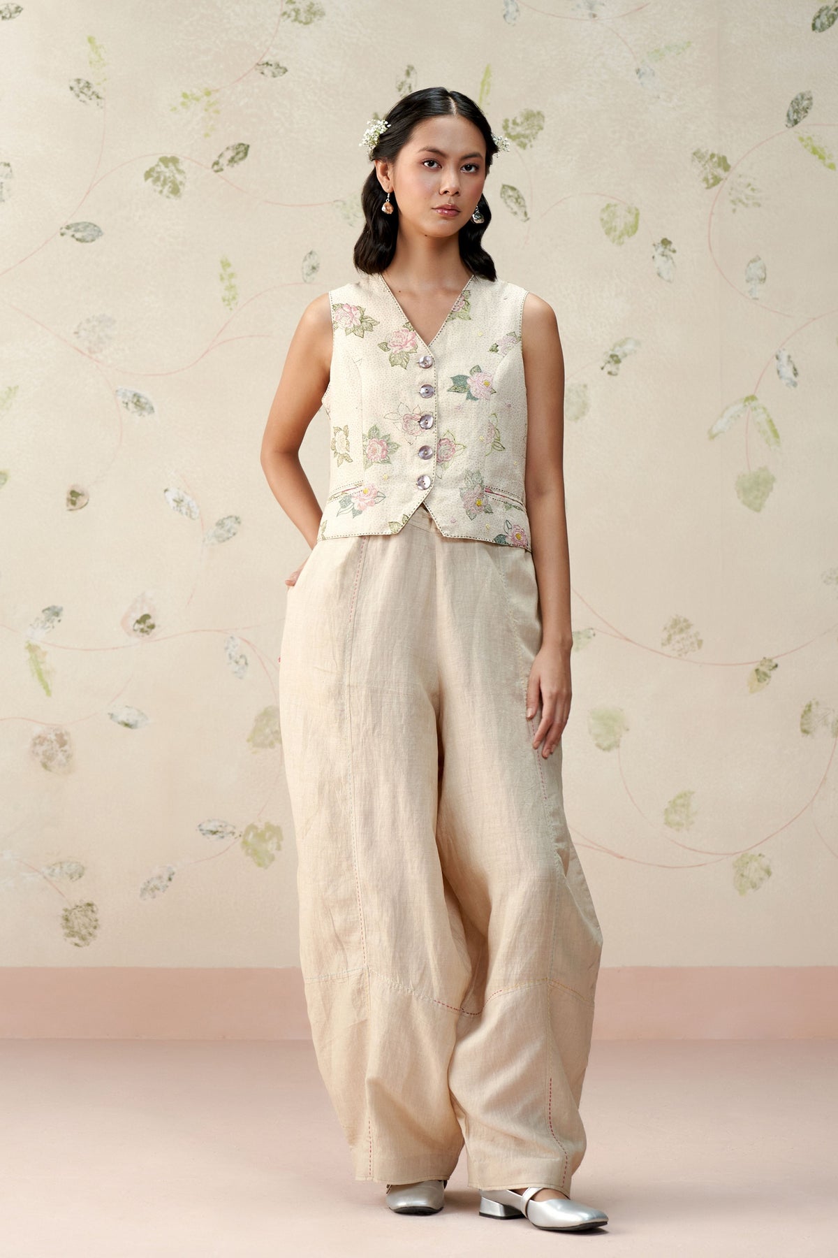 Stamen Beige Barrel Pants