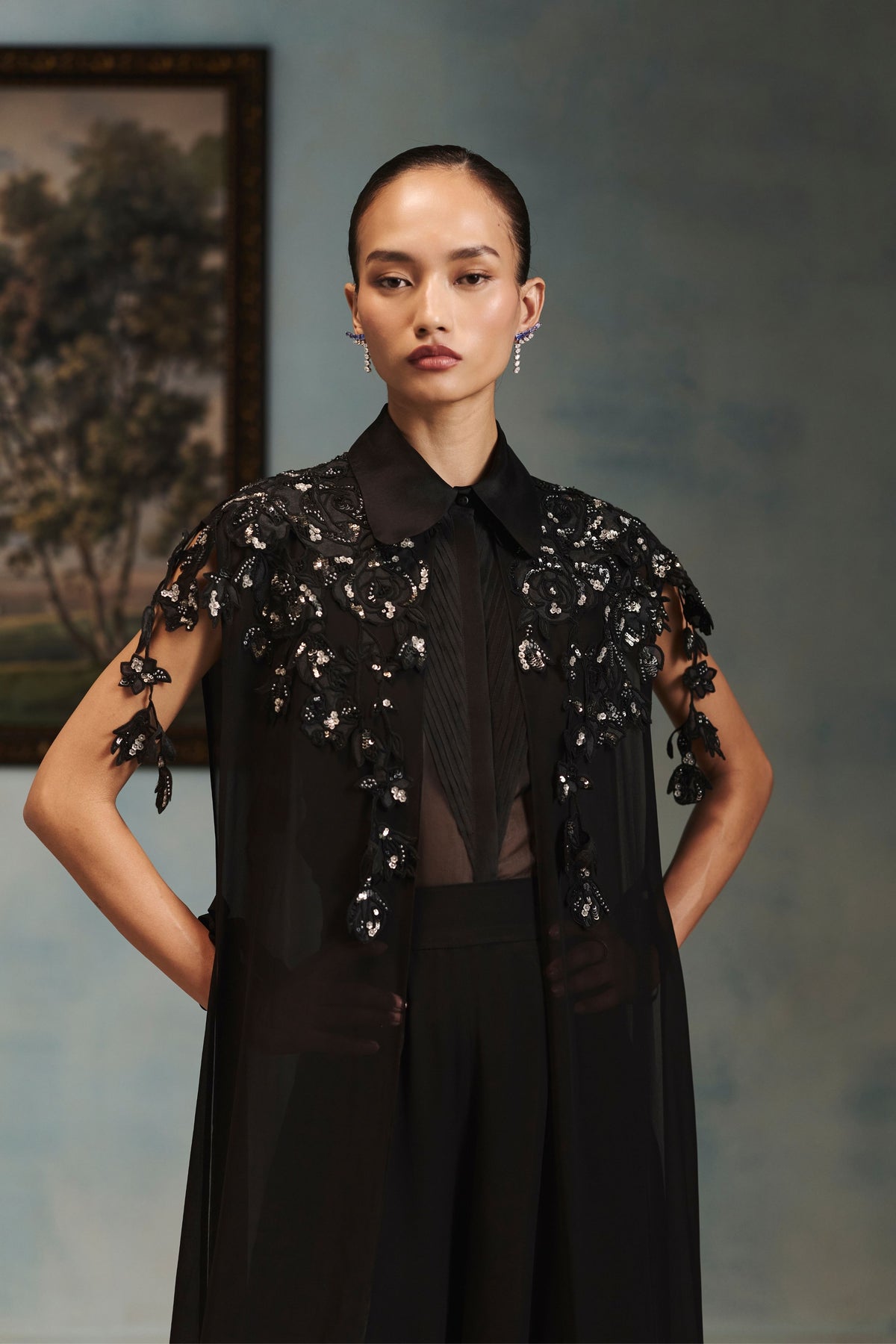 Vienna Obsidienne Cape Set