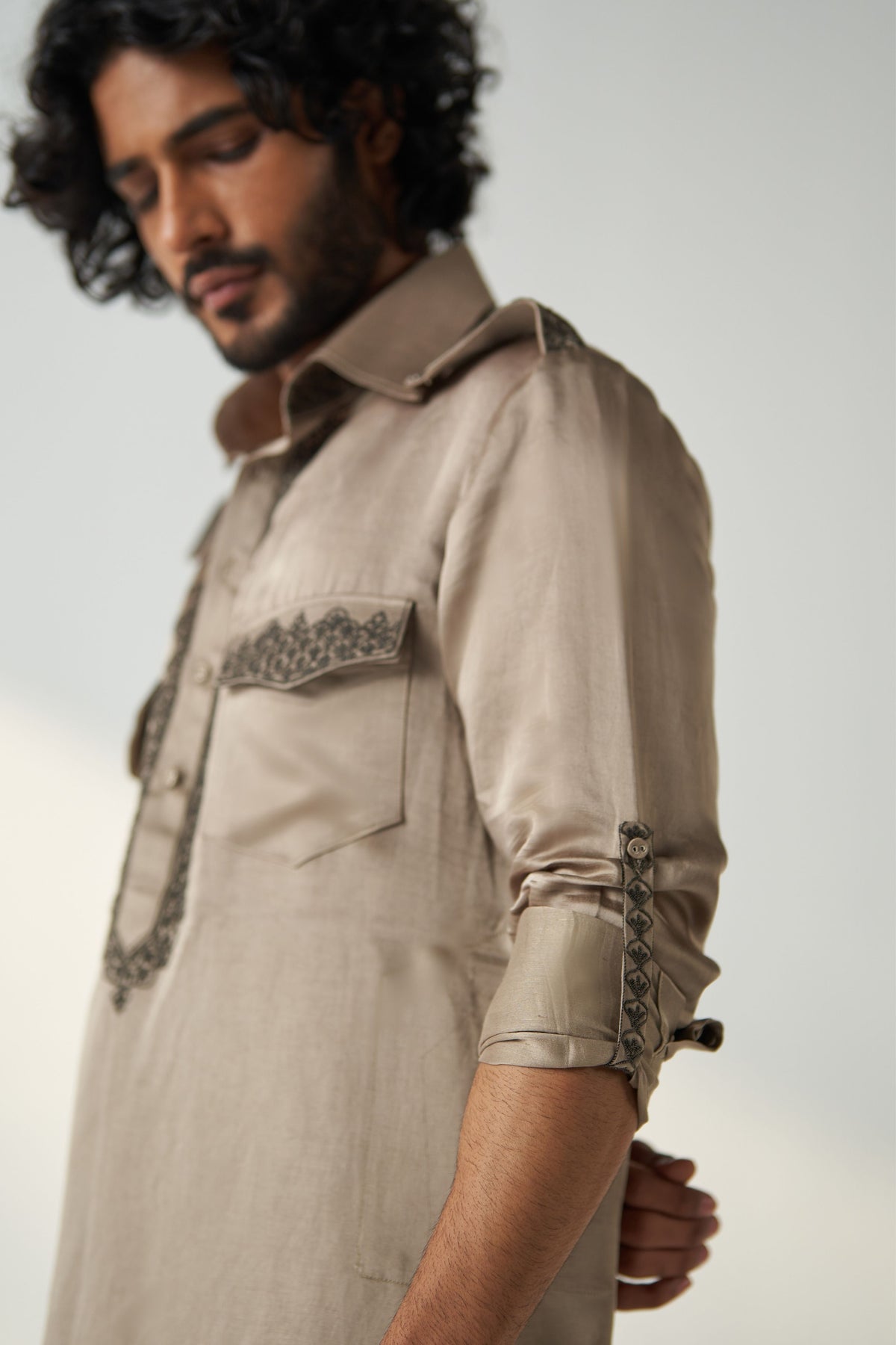 Grey Parv Pathani Set