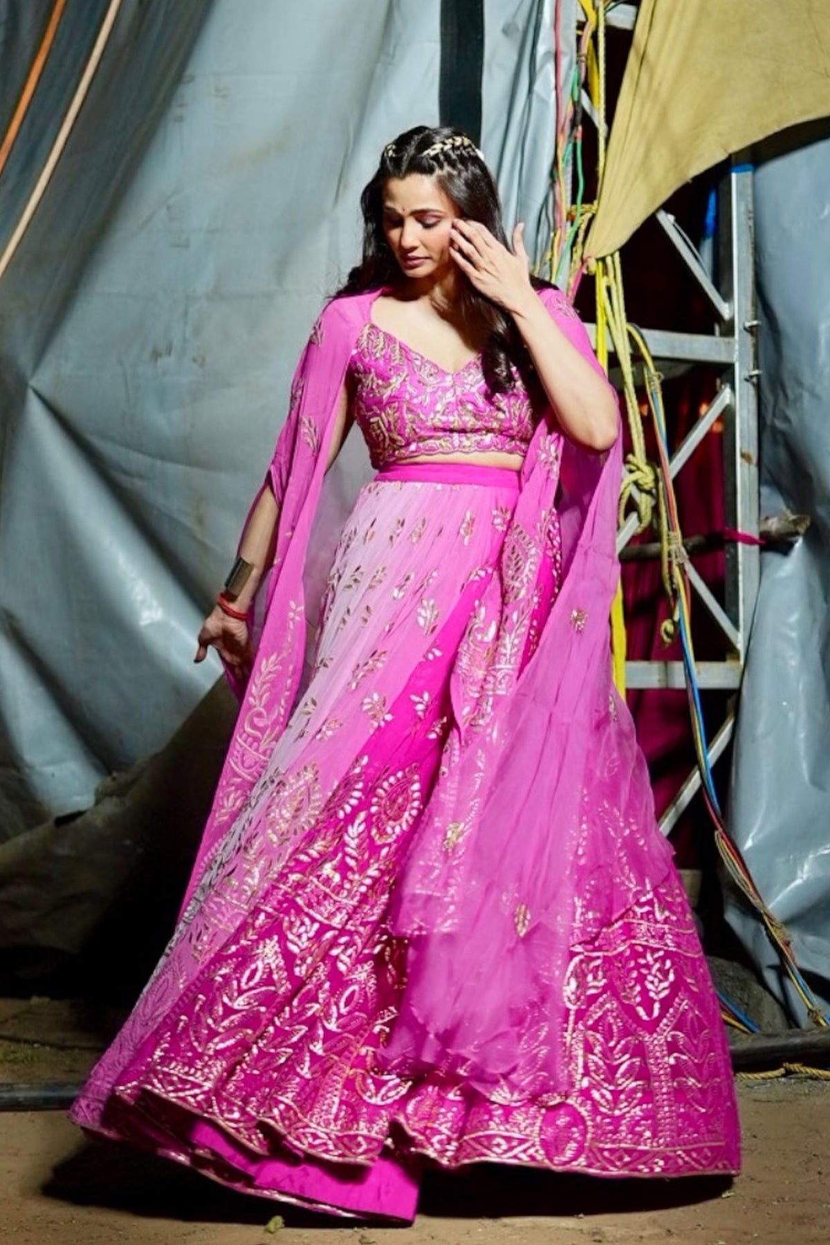 Daisy Shah in Pallavi Jaipur
