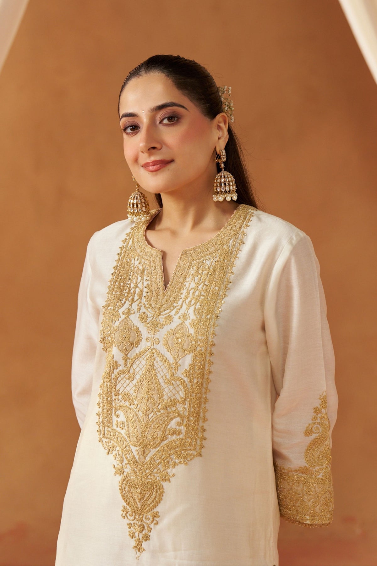 Adeela Daisy Ivory Kurta Set