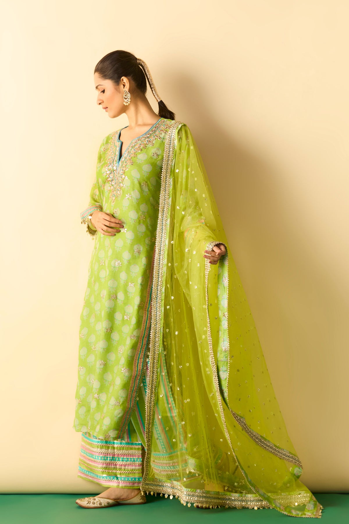 Dwiti Kurta Set