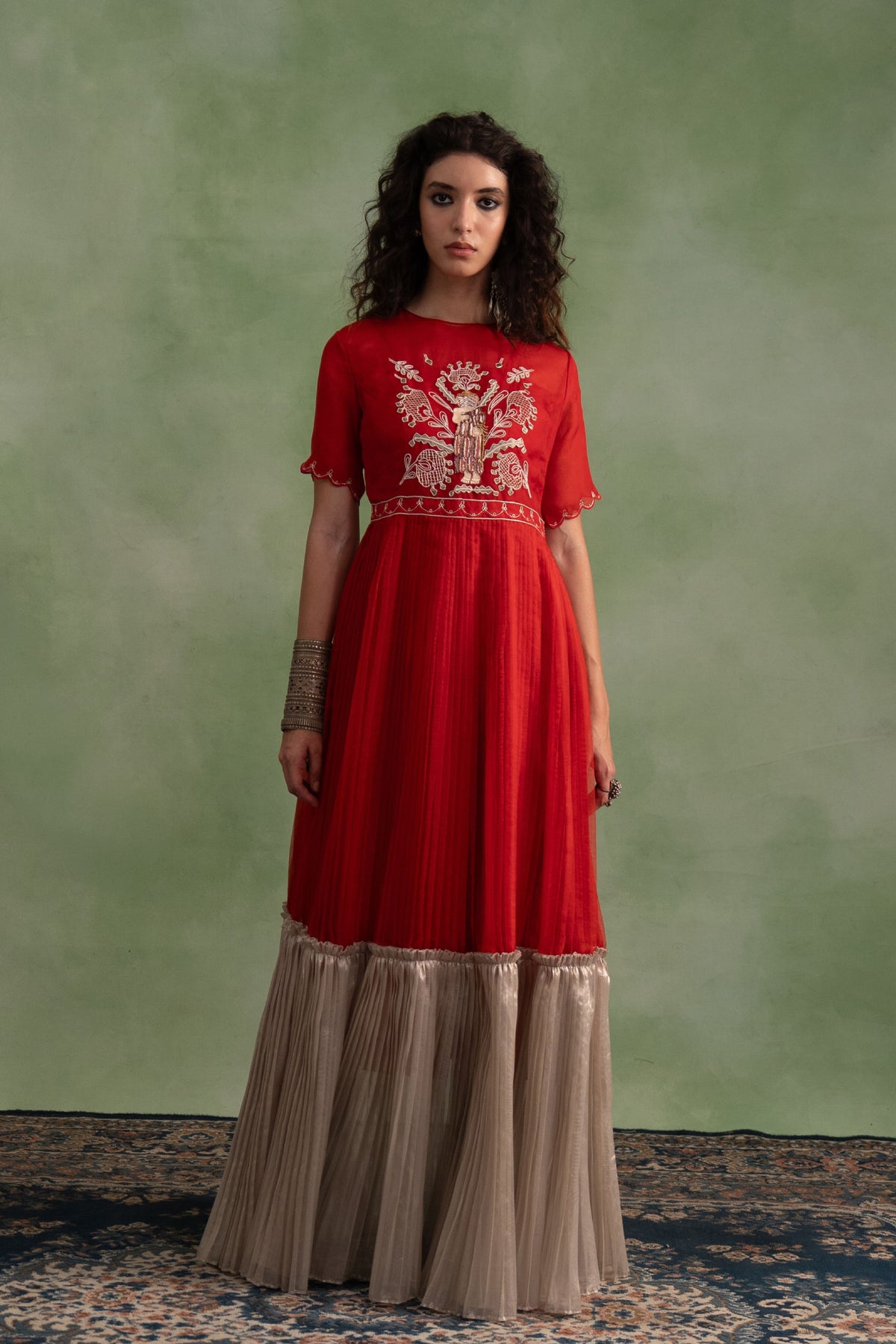 Shinar Gown