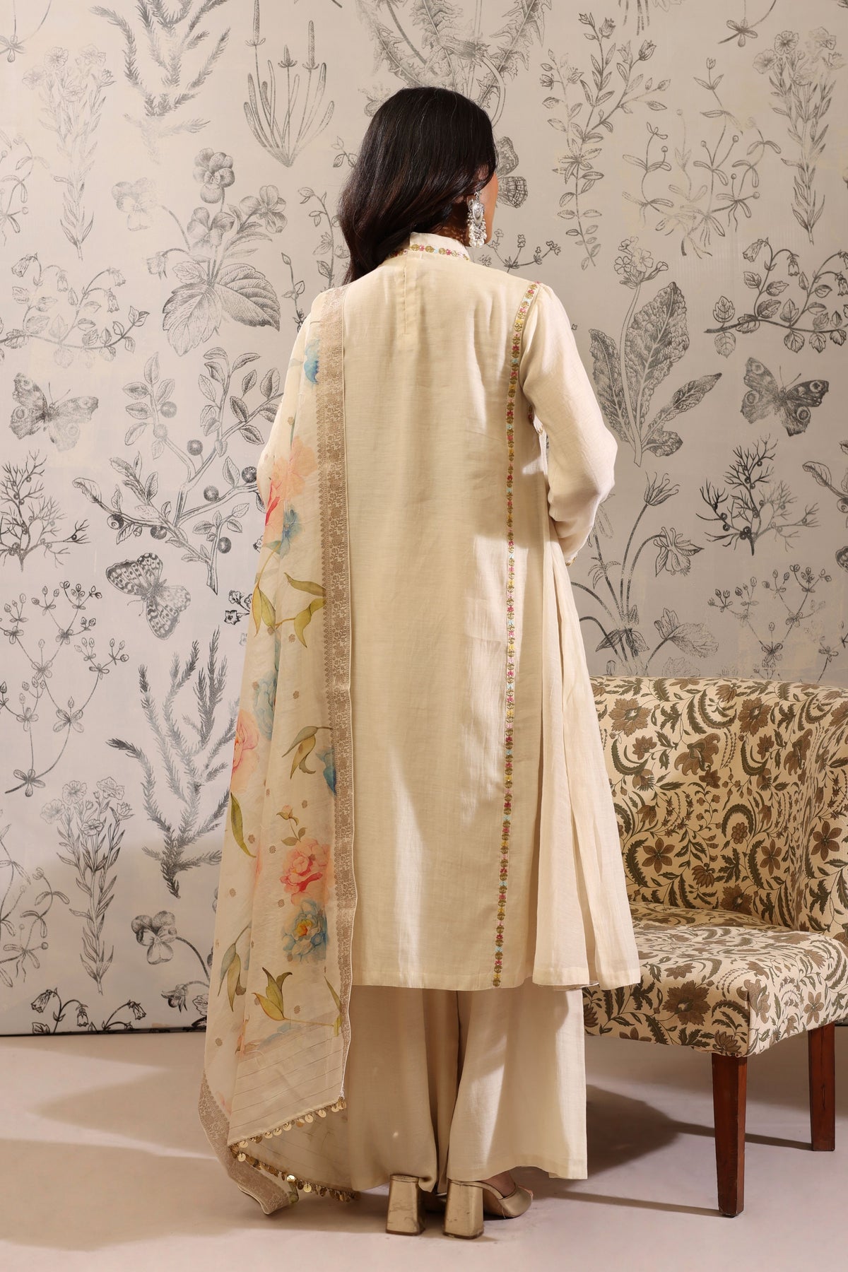 Paatala White Kurta Set