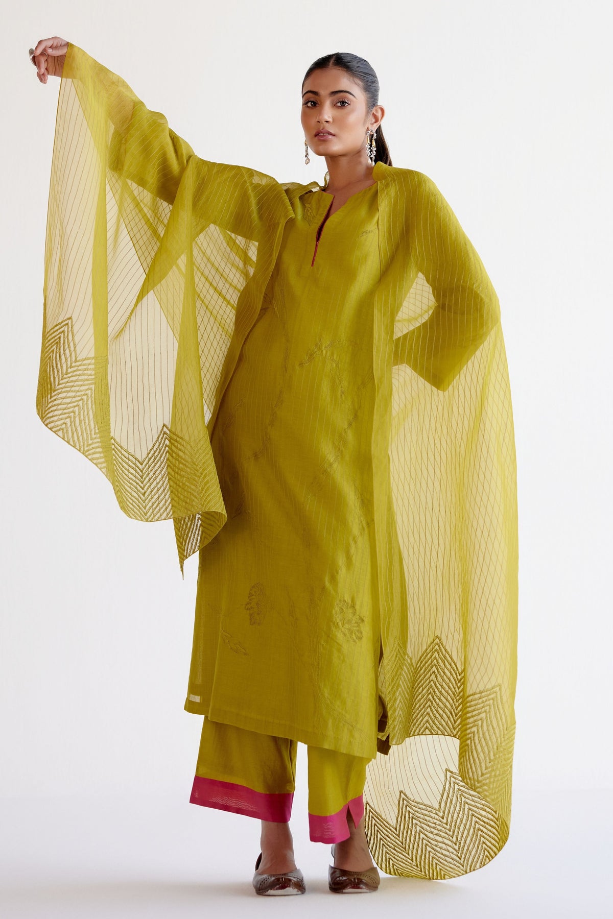 Green Resham Embroidery Kurta Set