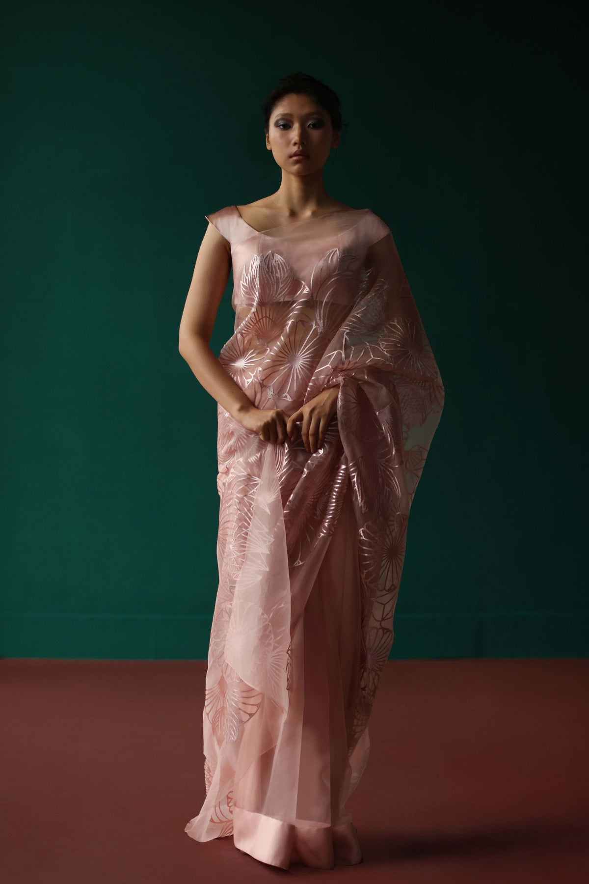 Rosegold Geometric Bloom Saree Set