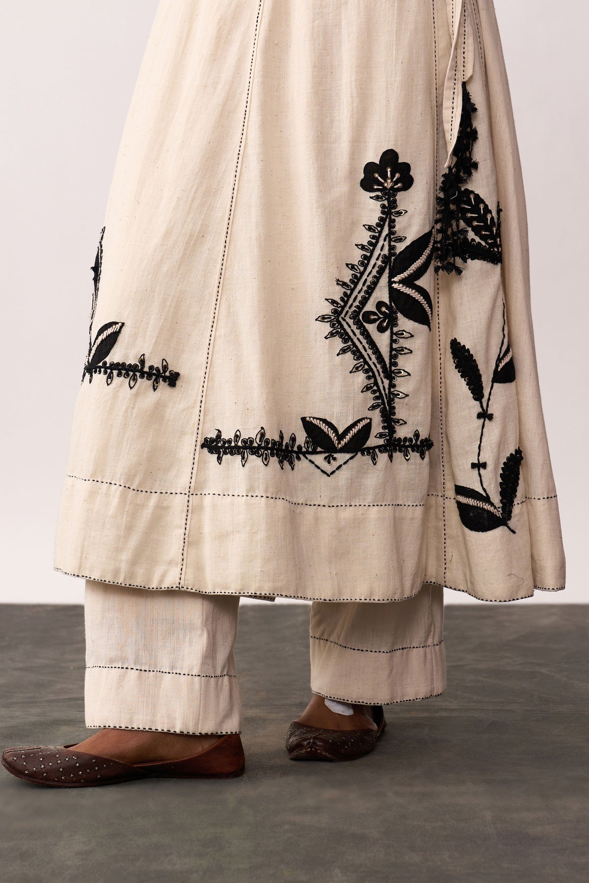 Hansa Ivory Kurta With Pants