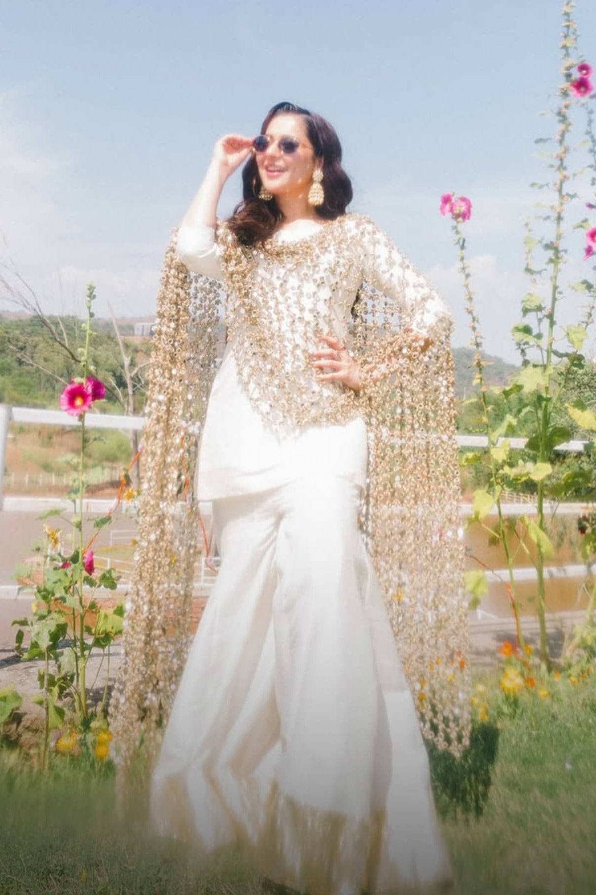Hania Aamir in Itrh