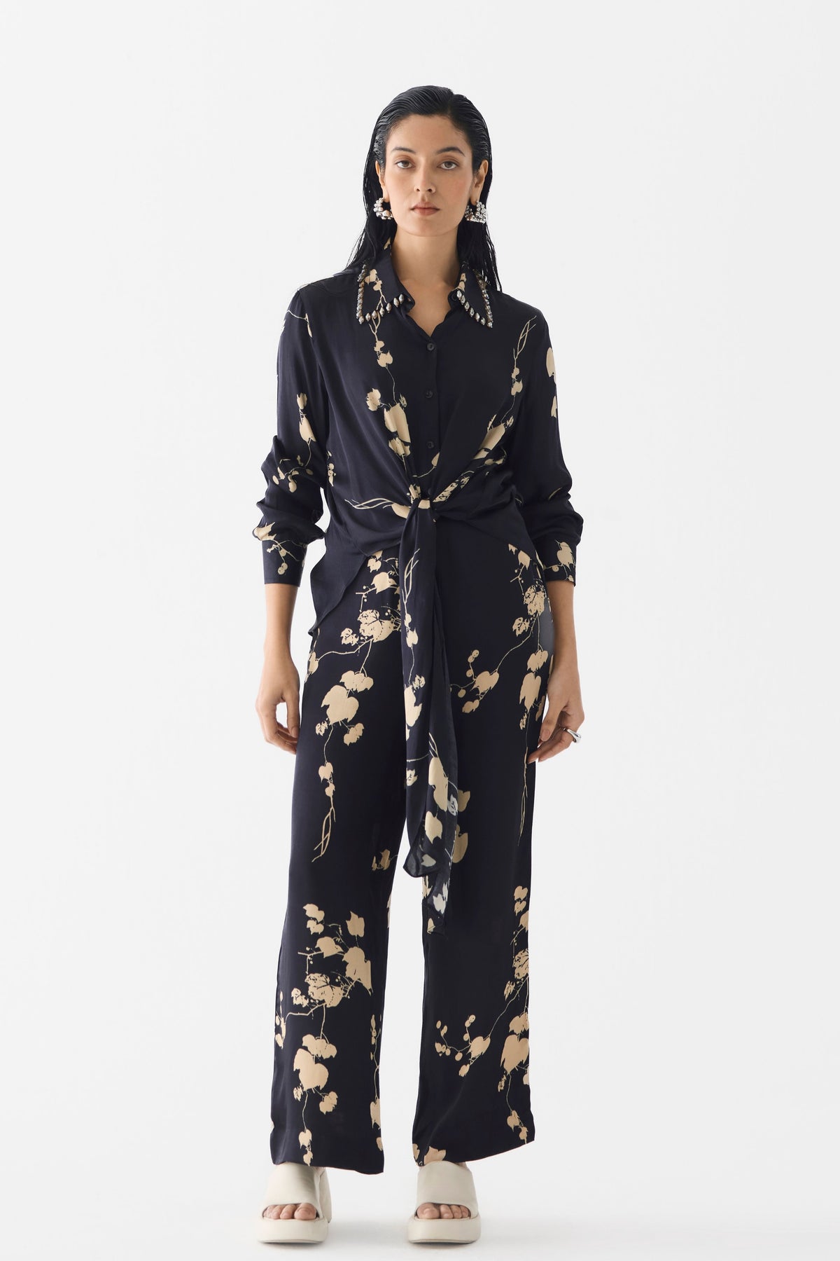 Black Sakura Crop Top and Pants