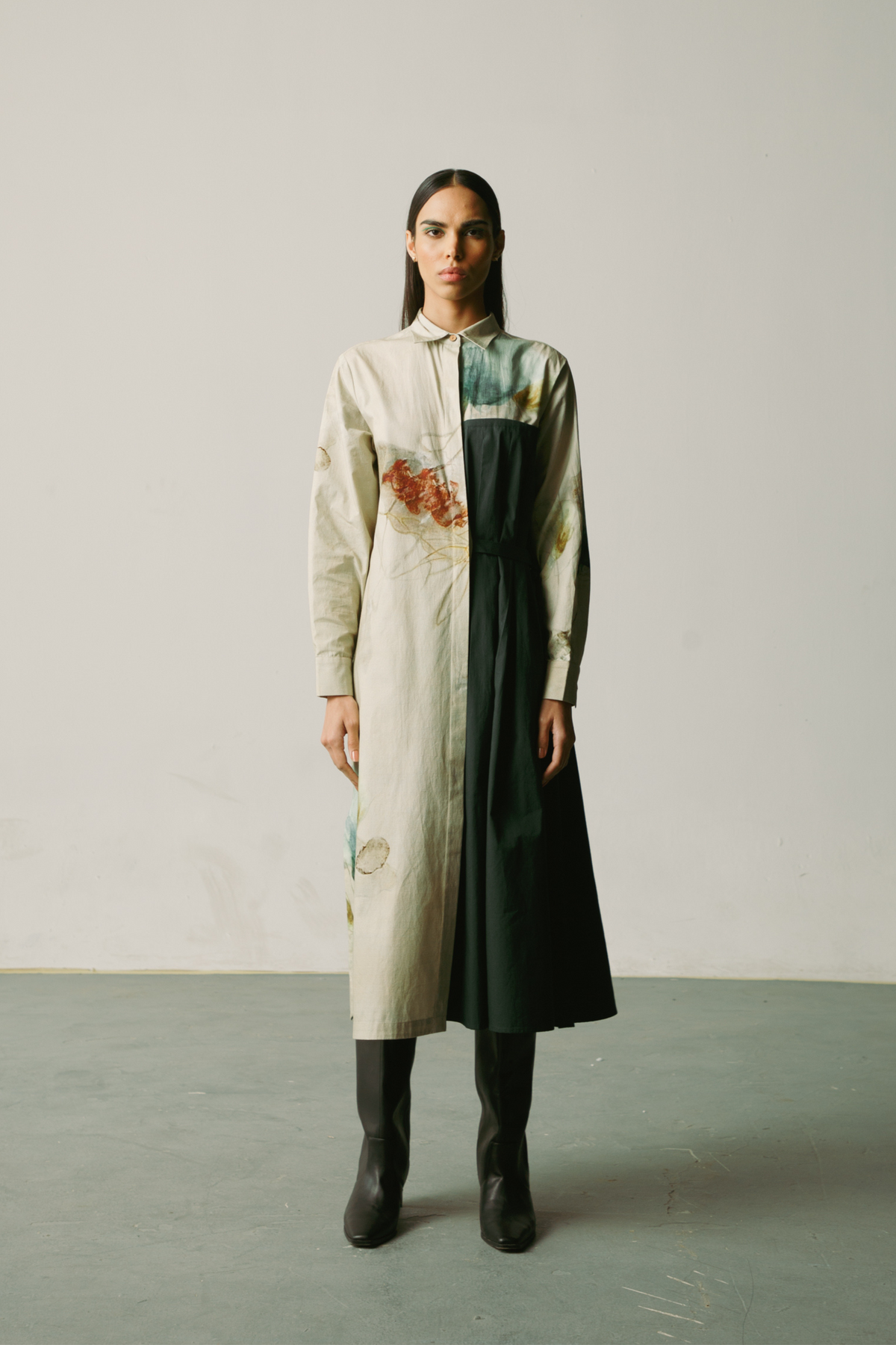 X-ray pleat panel dress
