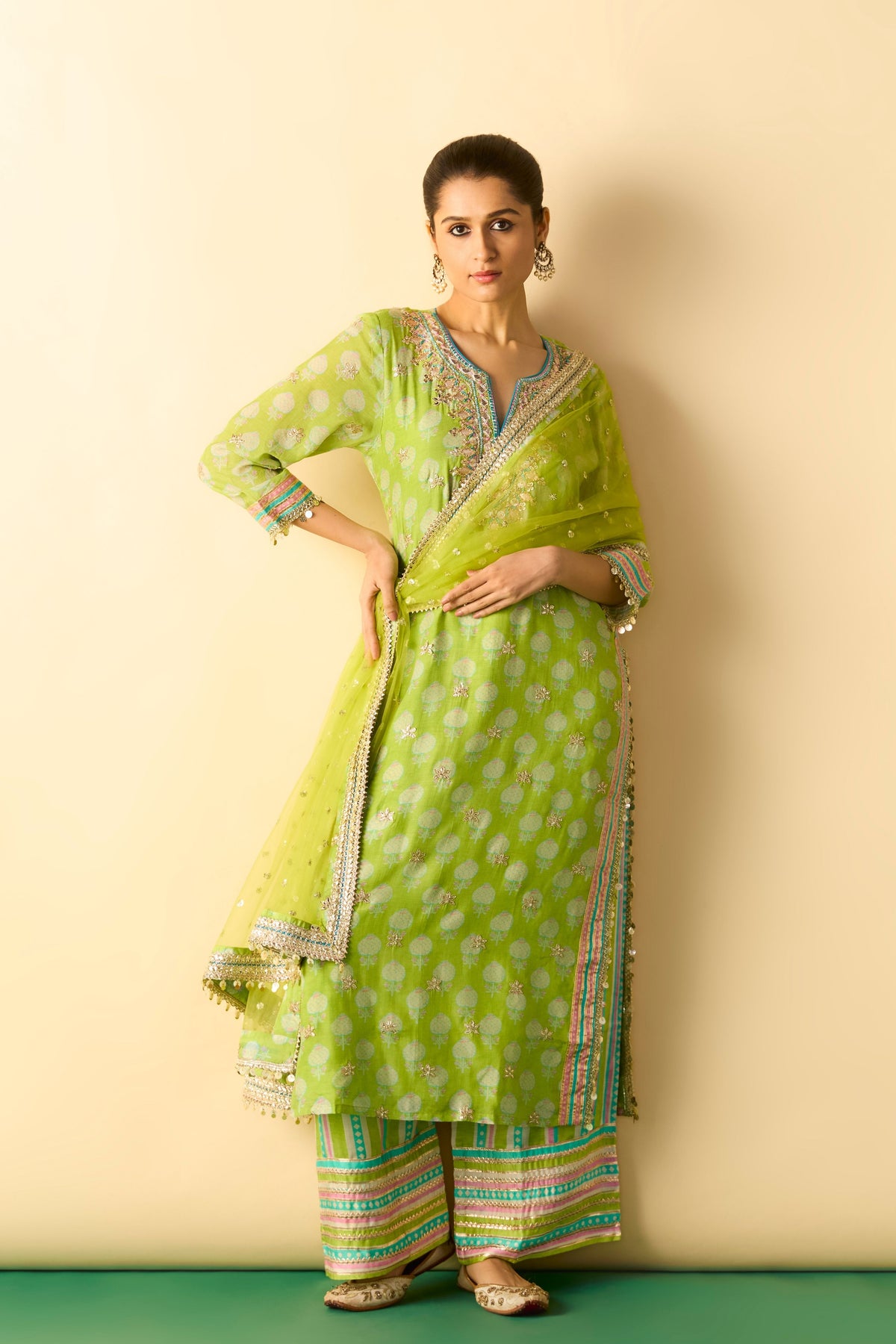 Dwiti Kurta Set