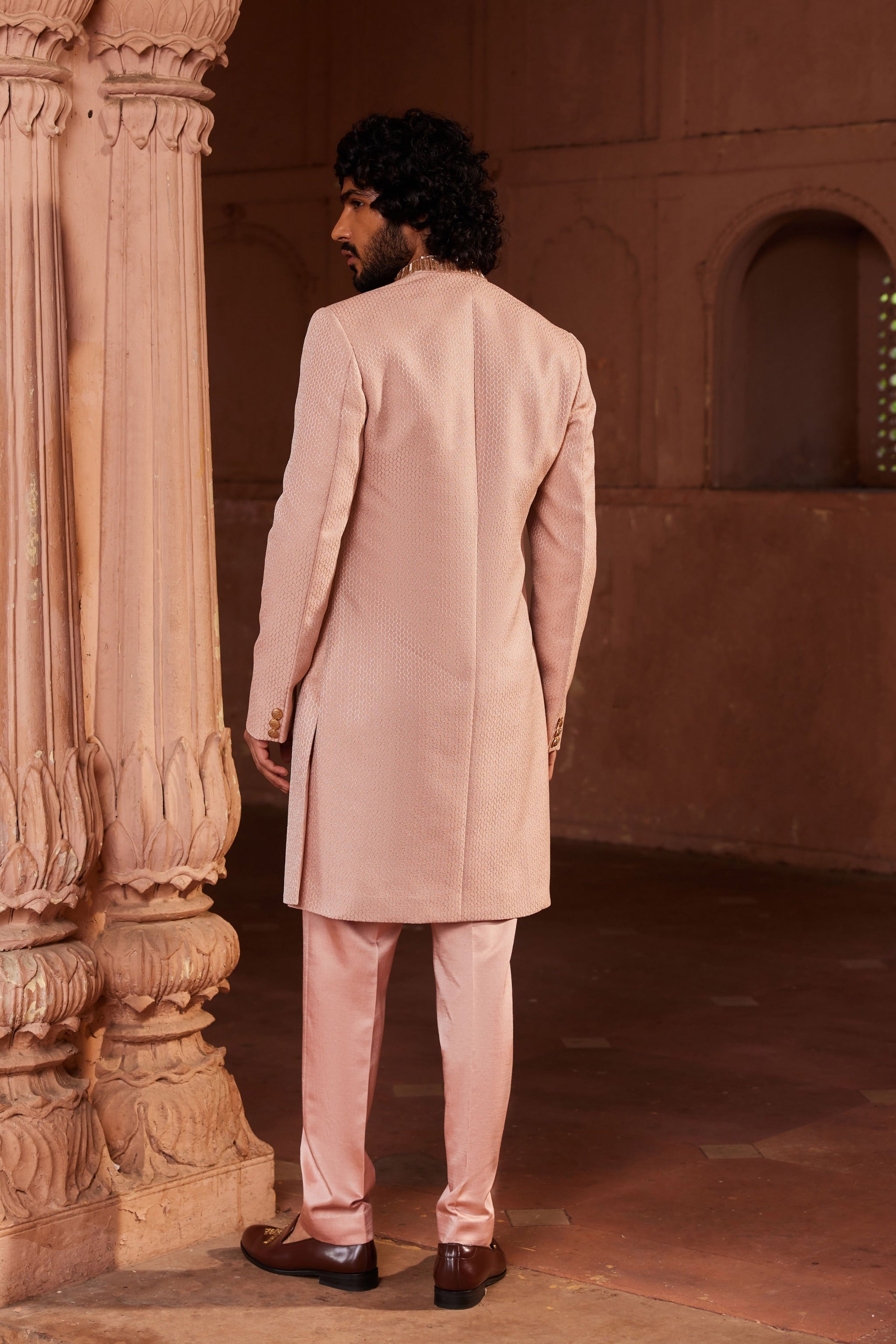 Basit Set Har Contrast By Parth - Basit Silk Sherwani Set - Elahe