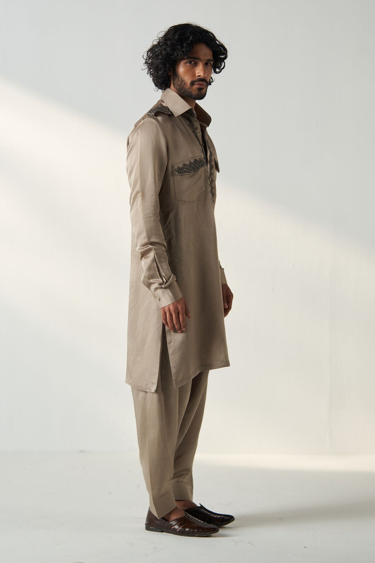 Grey Parv Pathani Set