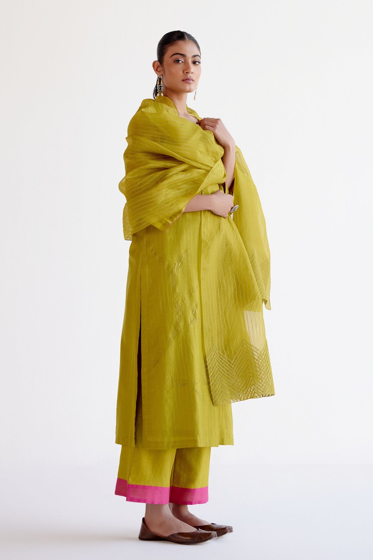 Green Resham Embroidery Kurta Set