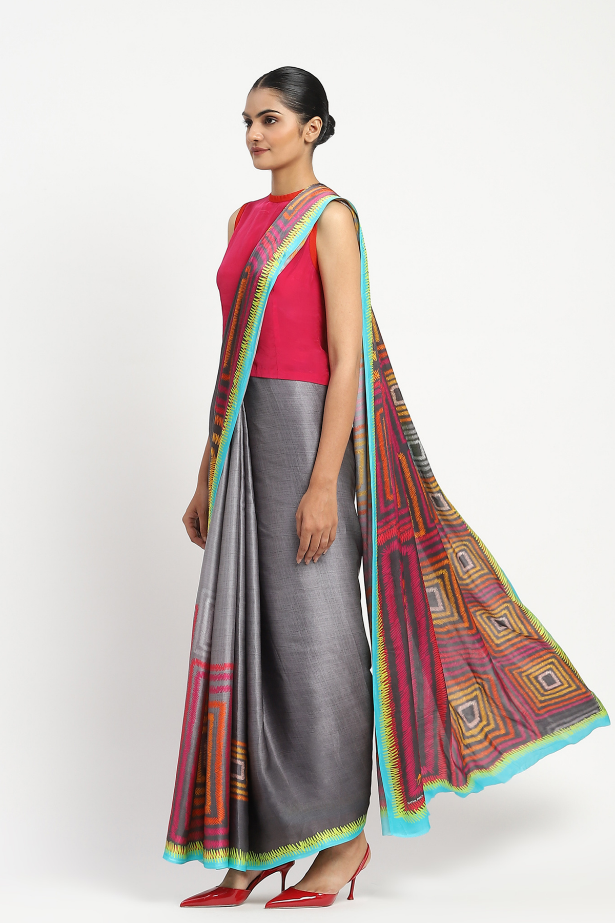 Stun Two Three Printed Saree