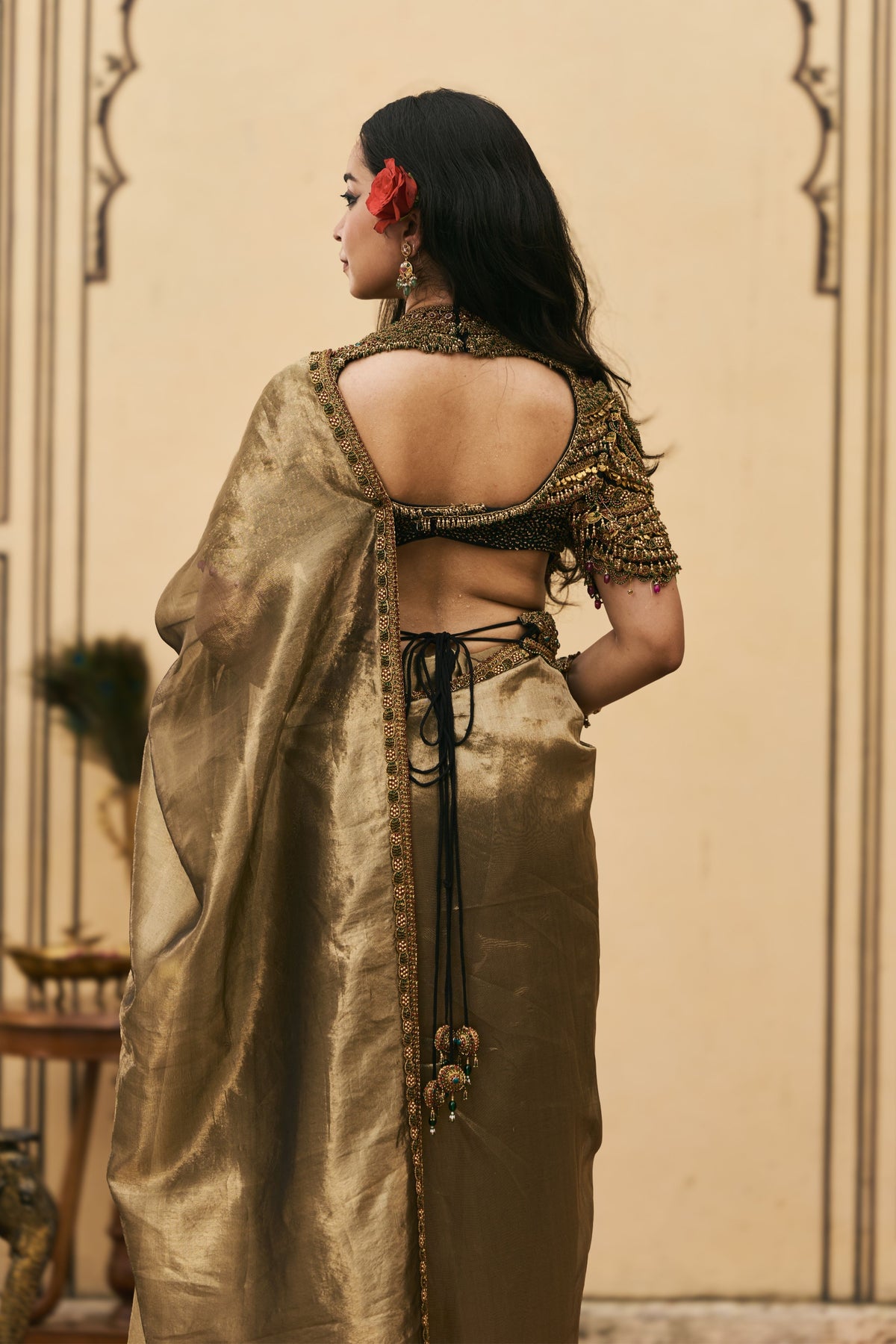 Krishnavarna Jadaau Saree Set
