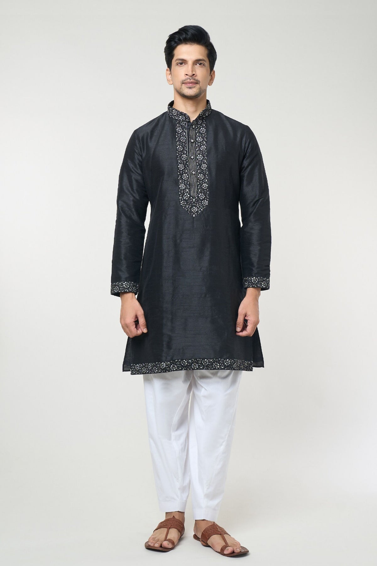 Black Embroidred Kurta Set