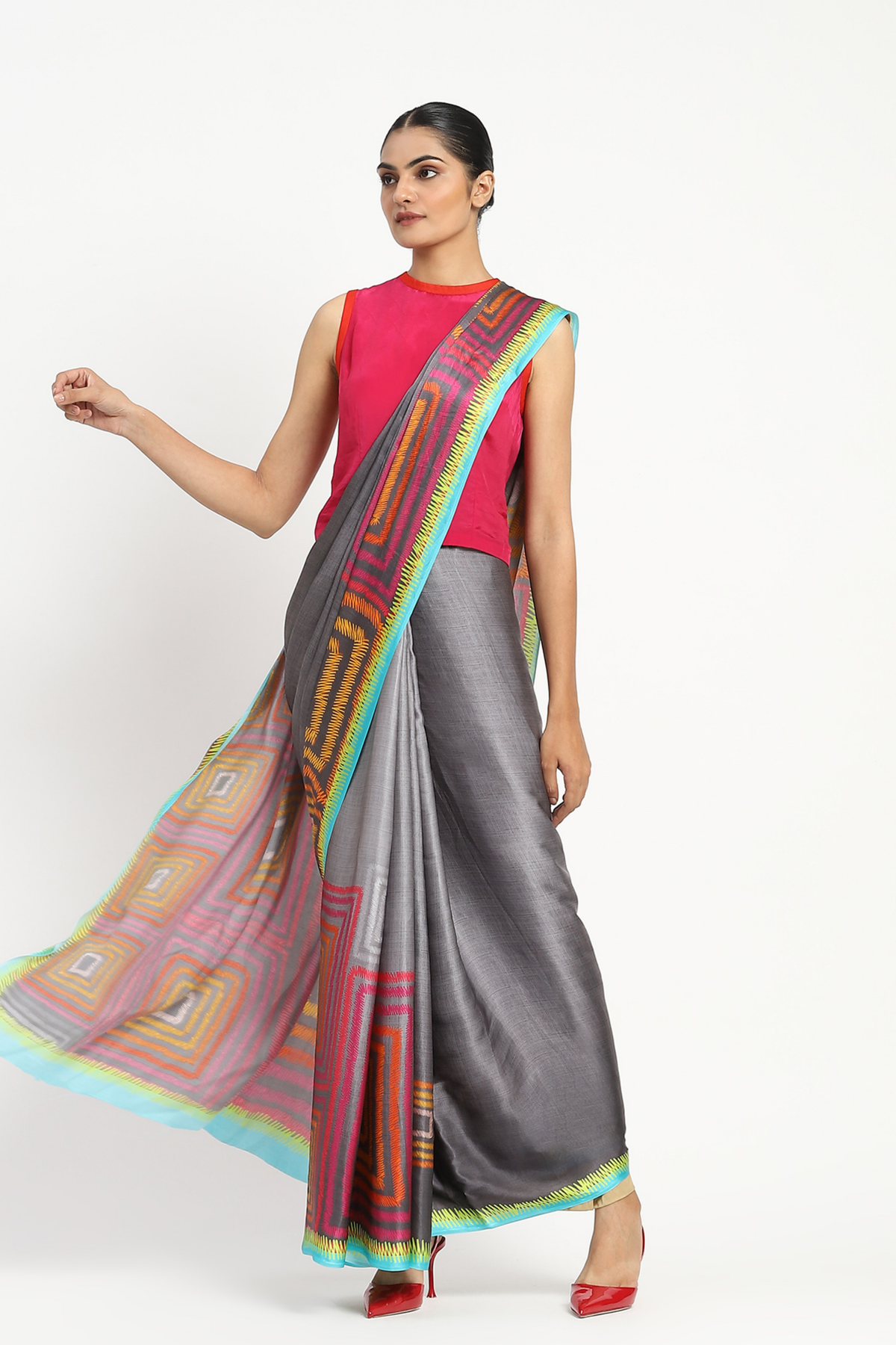 Stun Two Three Printed Saree
