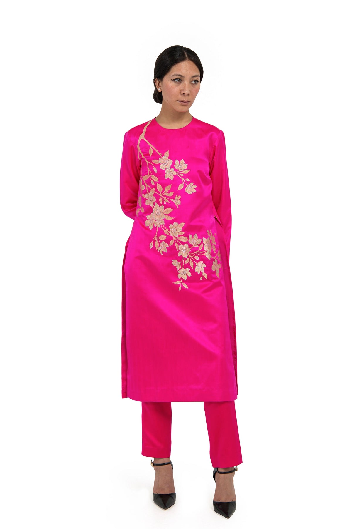 Ruka &amp; Suzume Gulabi Kurta Set