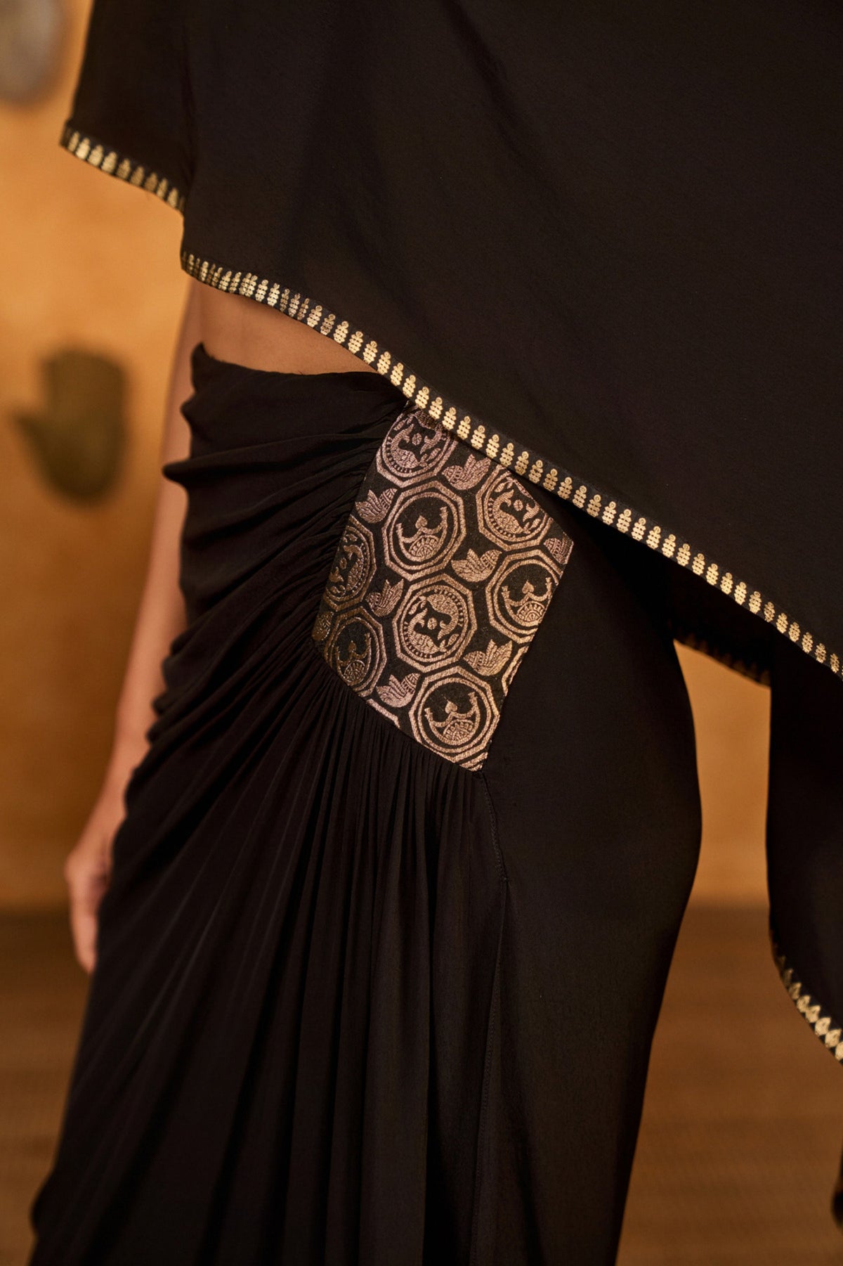 Moonfish Draped Cape Set